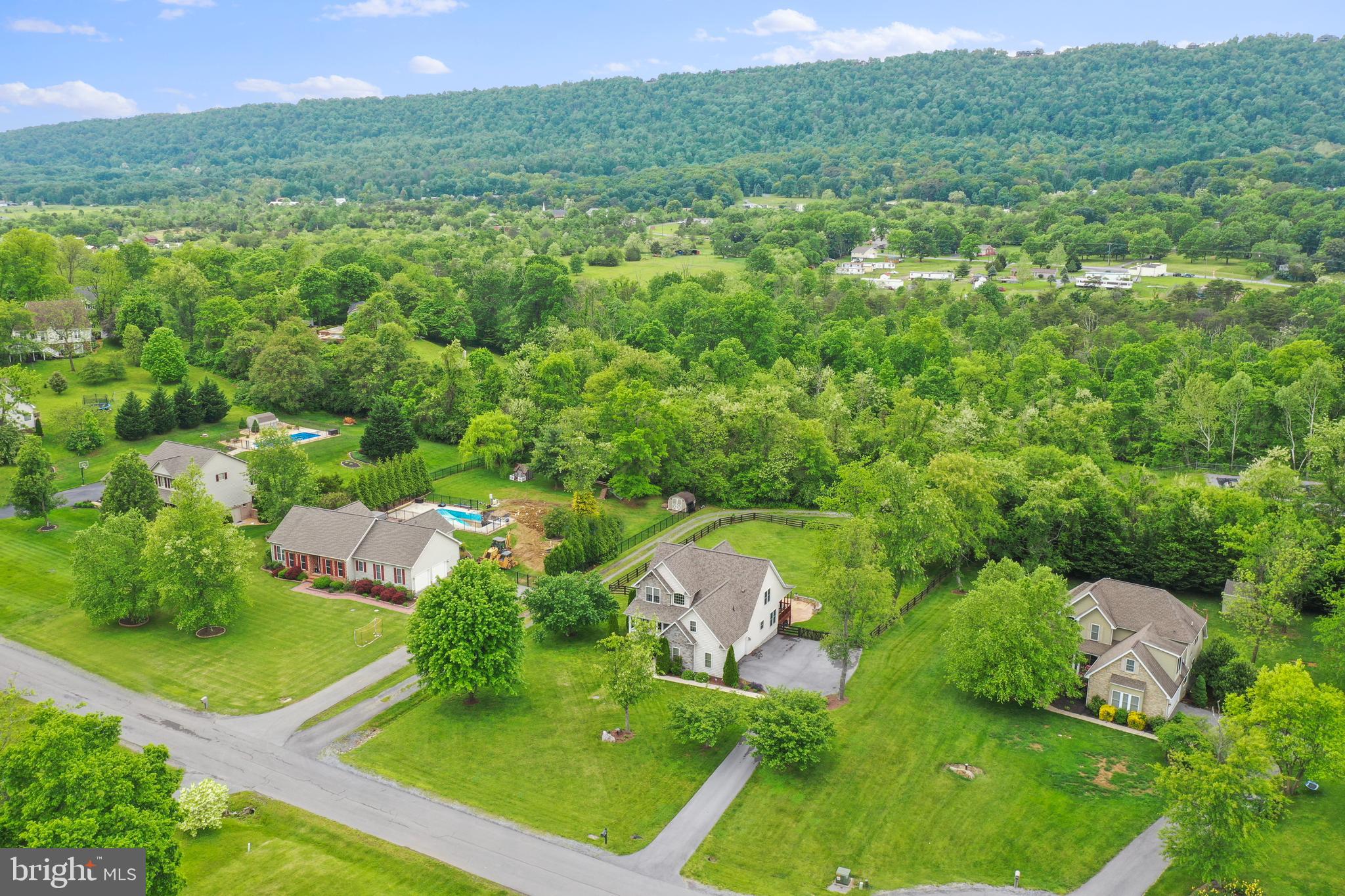 CORNERS AT ARDEN - Residential
