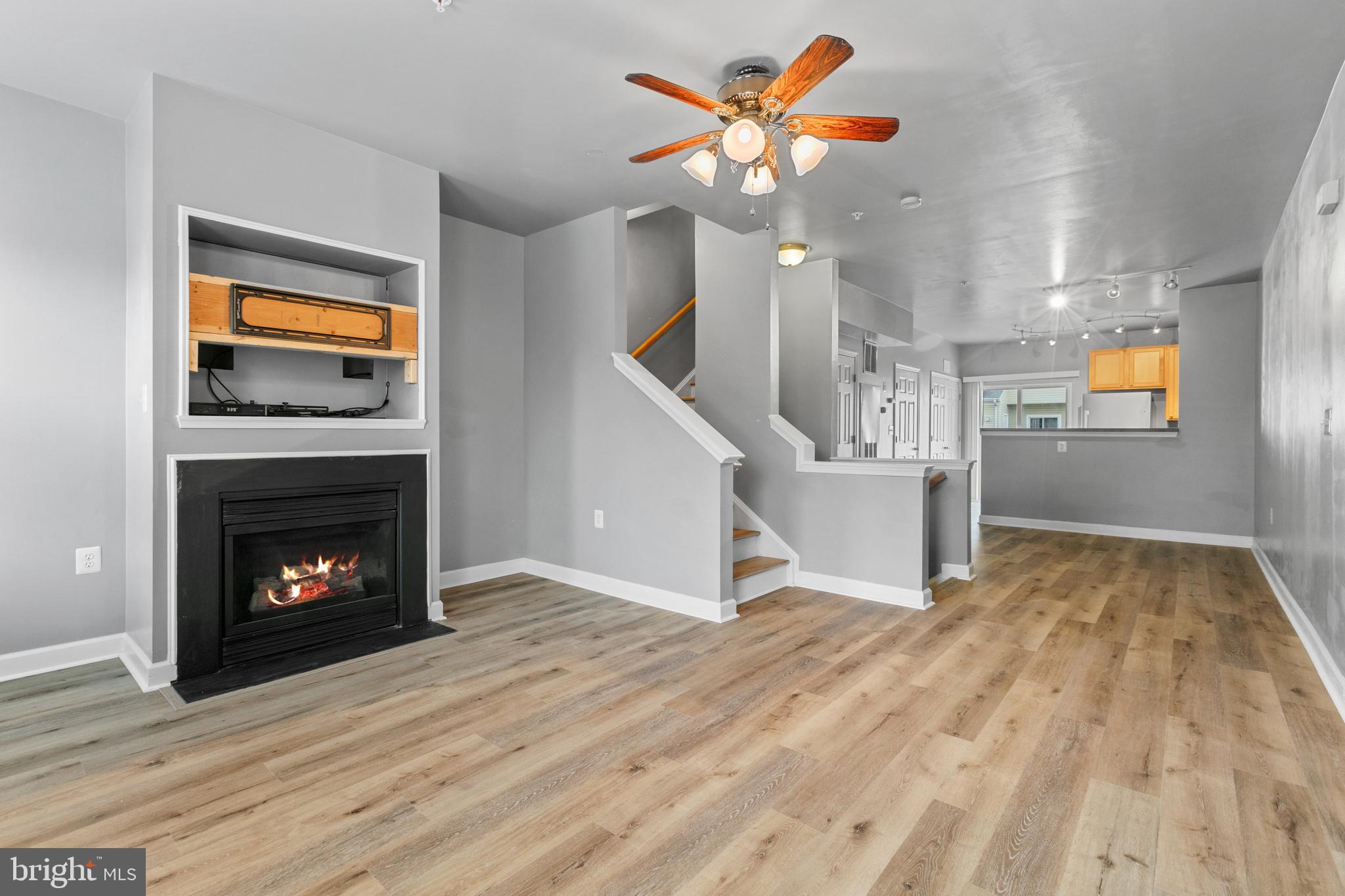 SUMMERFIELD - Residential Lease