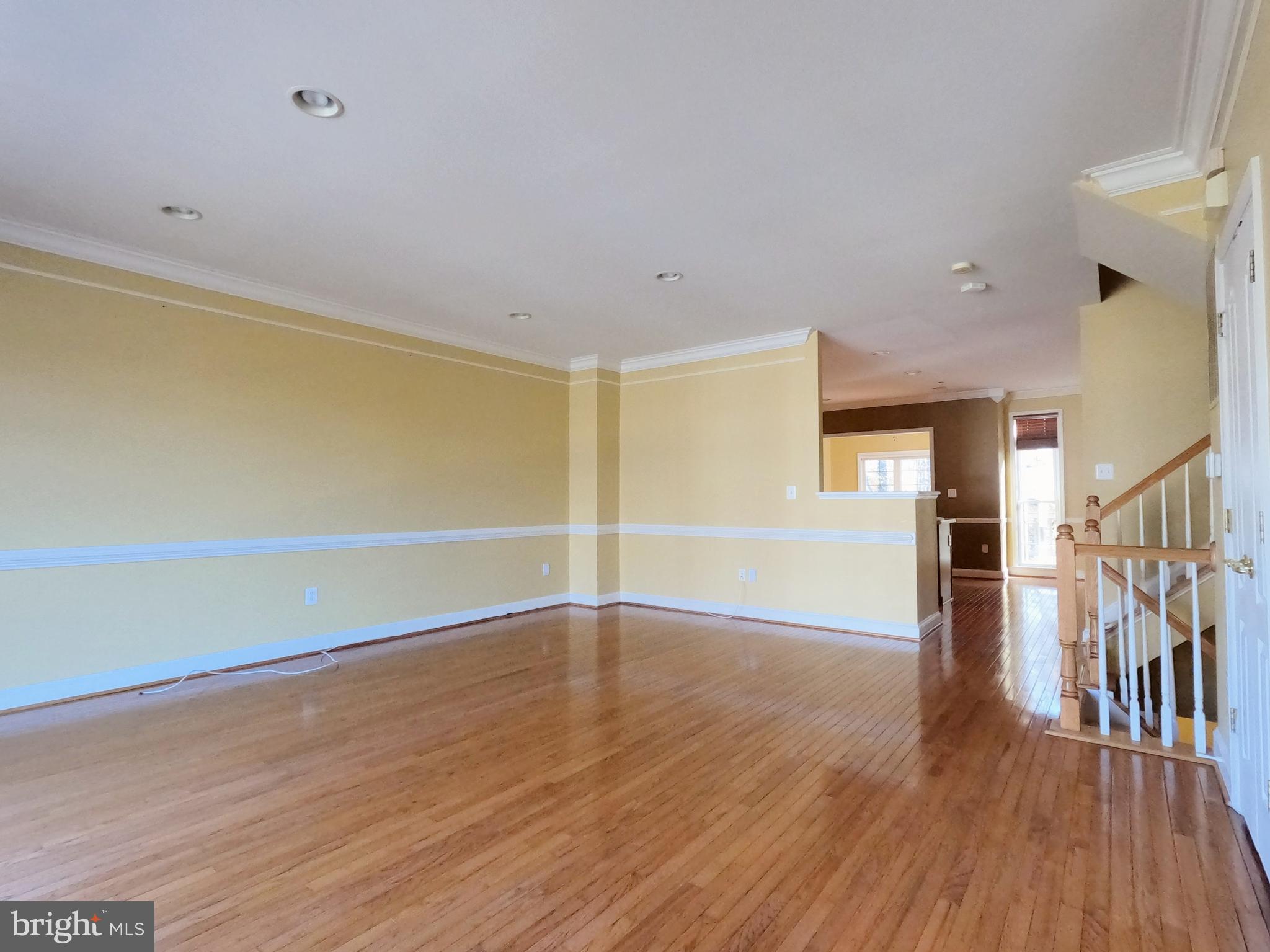 FAIRFAX CENTER LANDBAY - Residential Lease