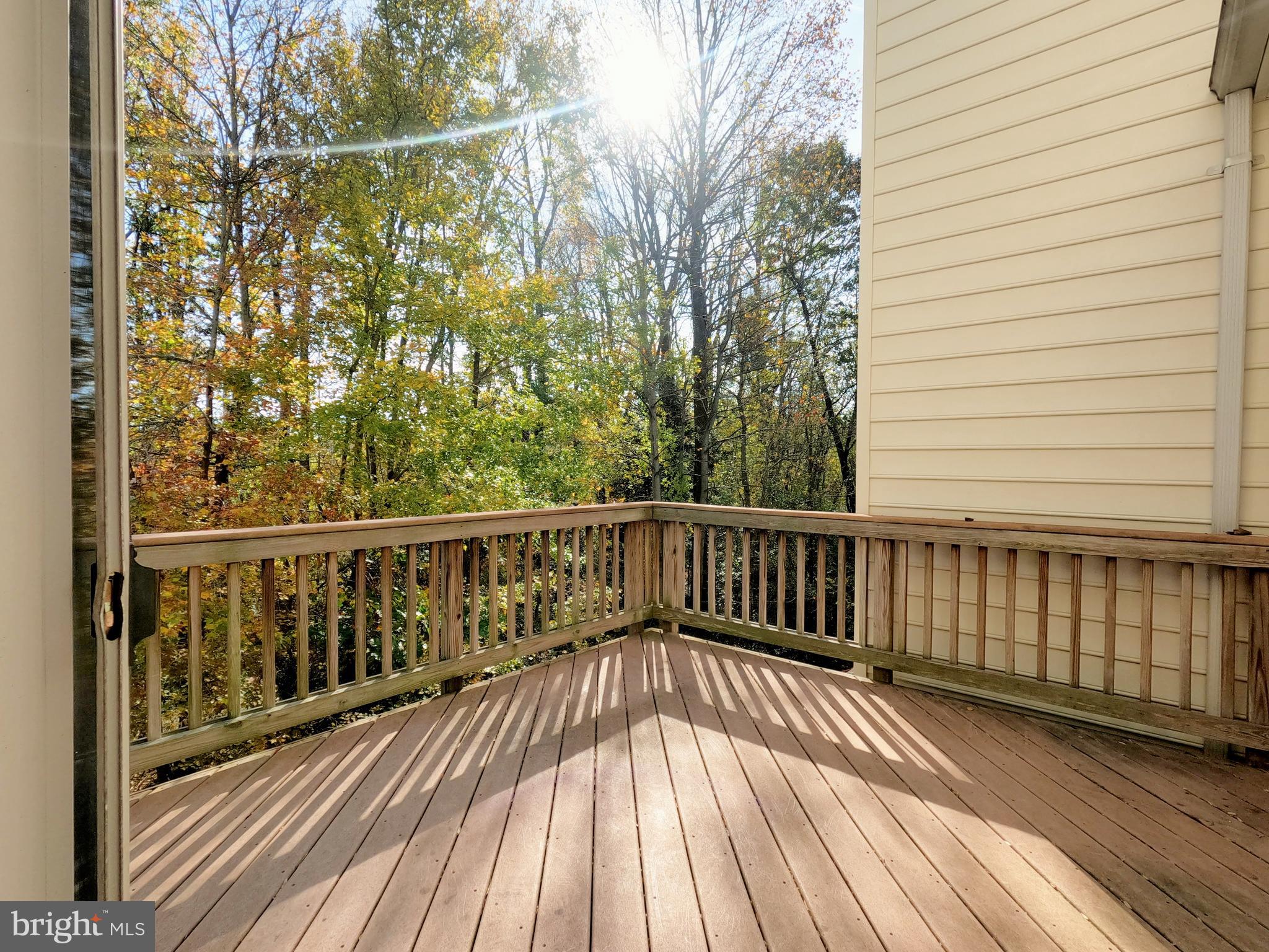 FAIRFAX CENTER LANDBAY - Residential Lease