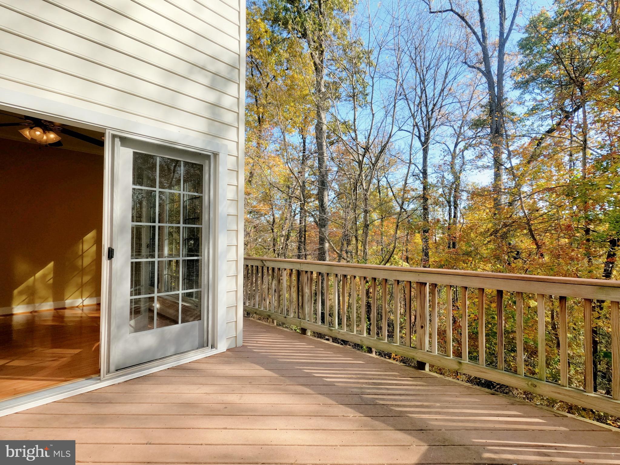 FAIRFAX CENTER LANDBAY - Residential Lease