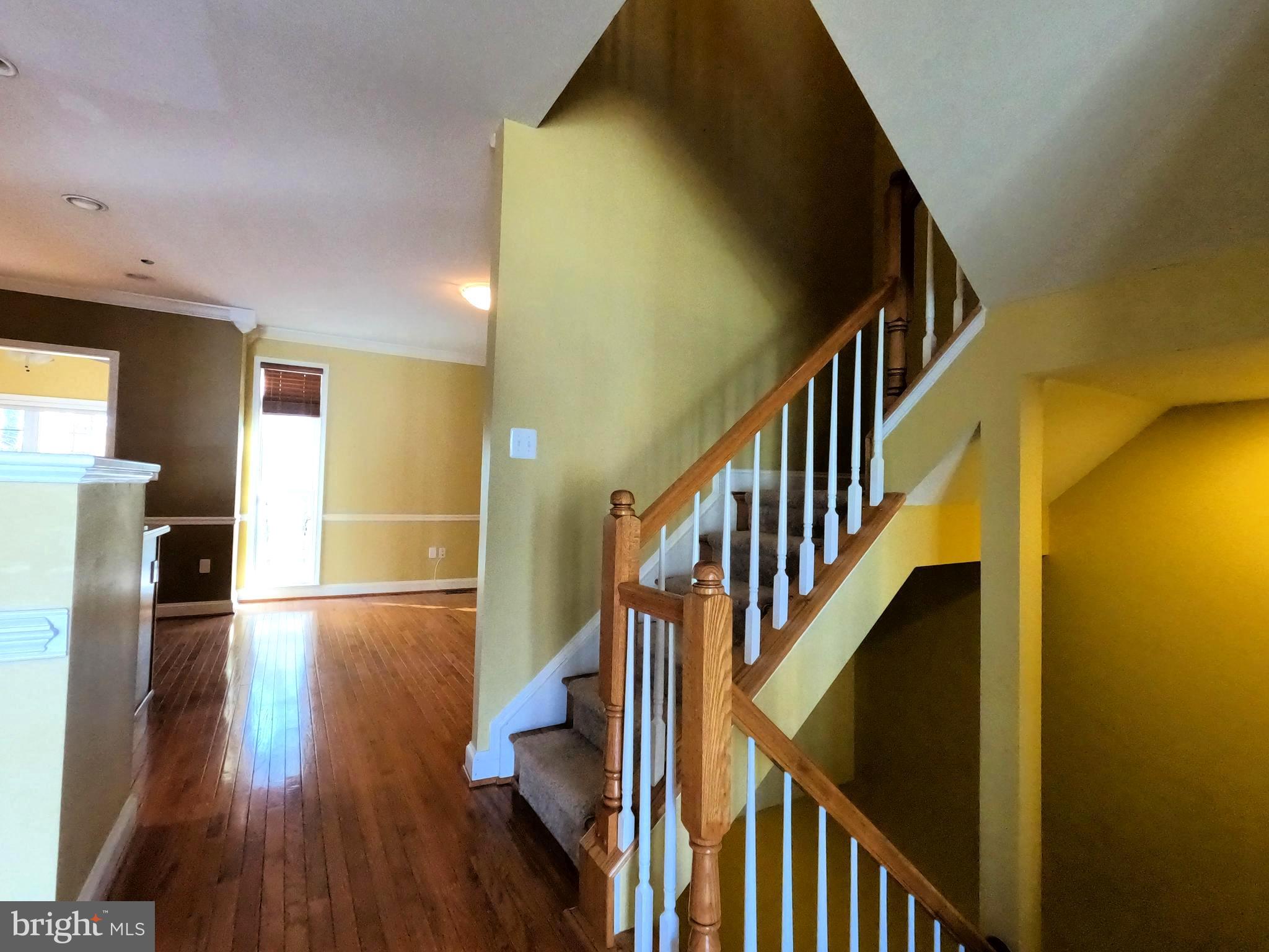 FAIRFAX CENTER LANDBAY - Residential Lease