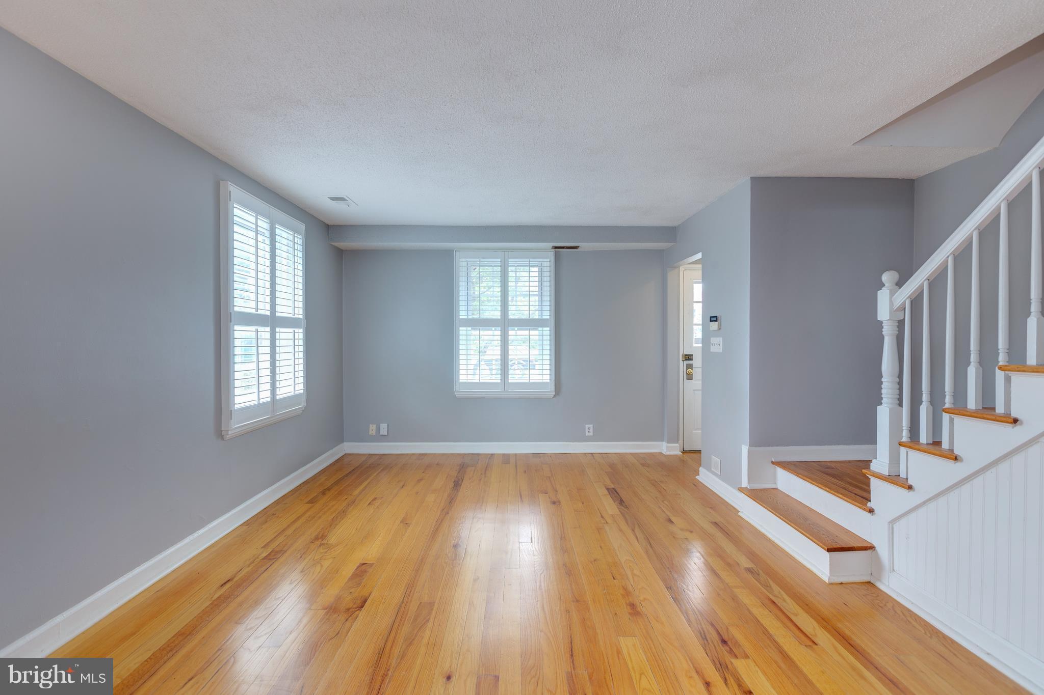 FAIRLINGTON MEWS - Residential Lease