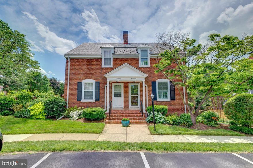NO PETS.Enjoy amenities in Fairlington Mews in move in ready home w/gorgeous white kitchen w/Silestone counters,  5 burner stove, and convenient stackable w/d.  Hardwood floors throughout.  The living/dining area features windows on two sides and plantation shutters. The upstairs bath is a walk-in shower--frameless doors coming soon!  Two closets in Master w/organizers! Electricty is only utility.