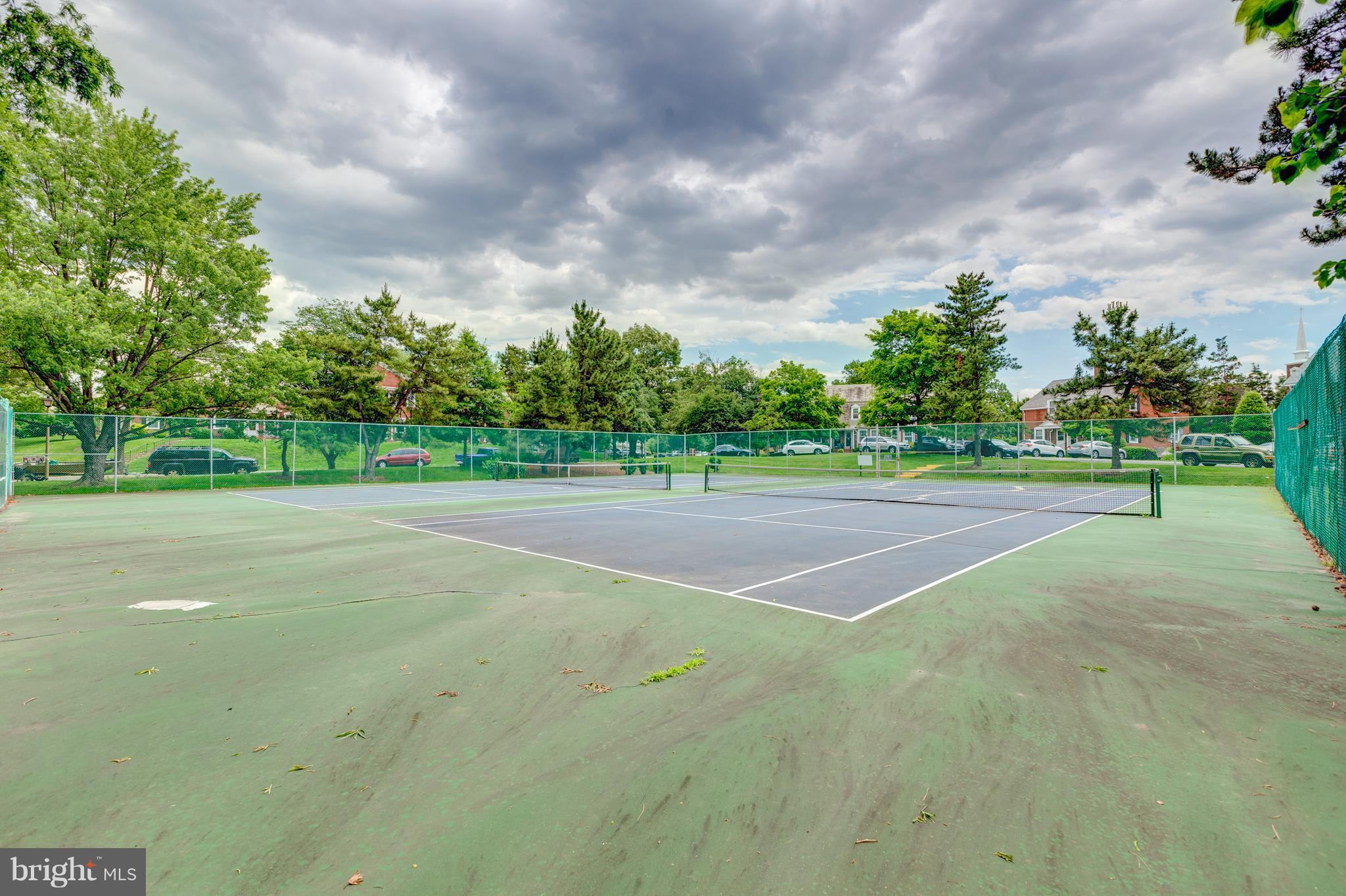 FAIRLINGTON MEWS - Residential Lease