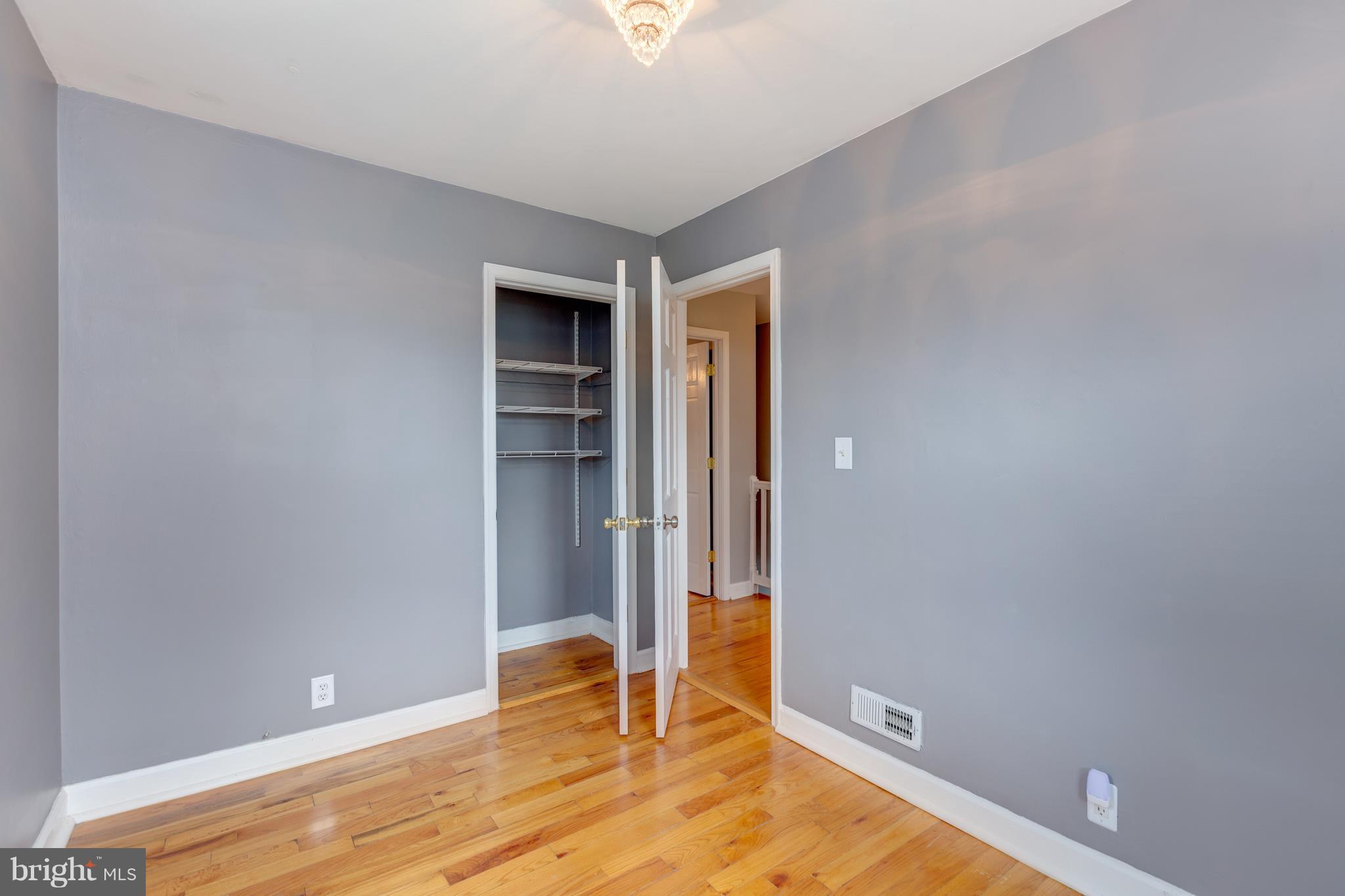 FAIRLINGTON MEWS - Residential Lease