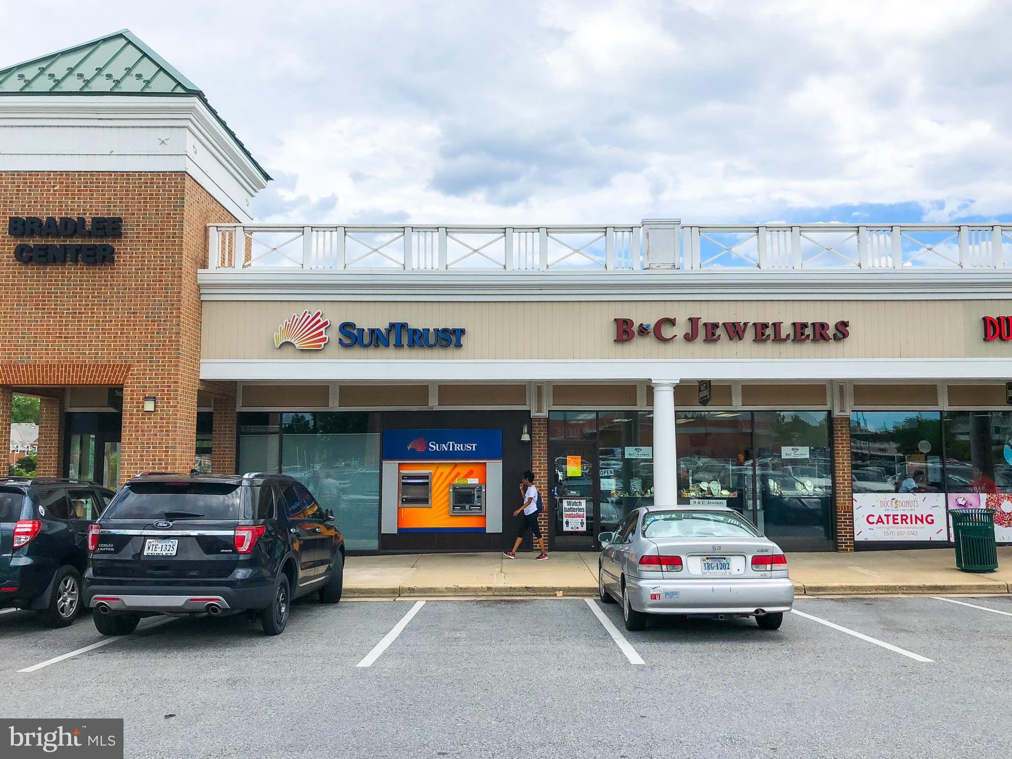 FAIRLINGTON MEWS - Residential Lease