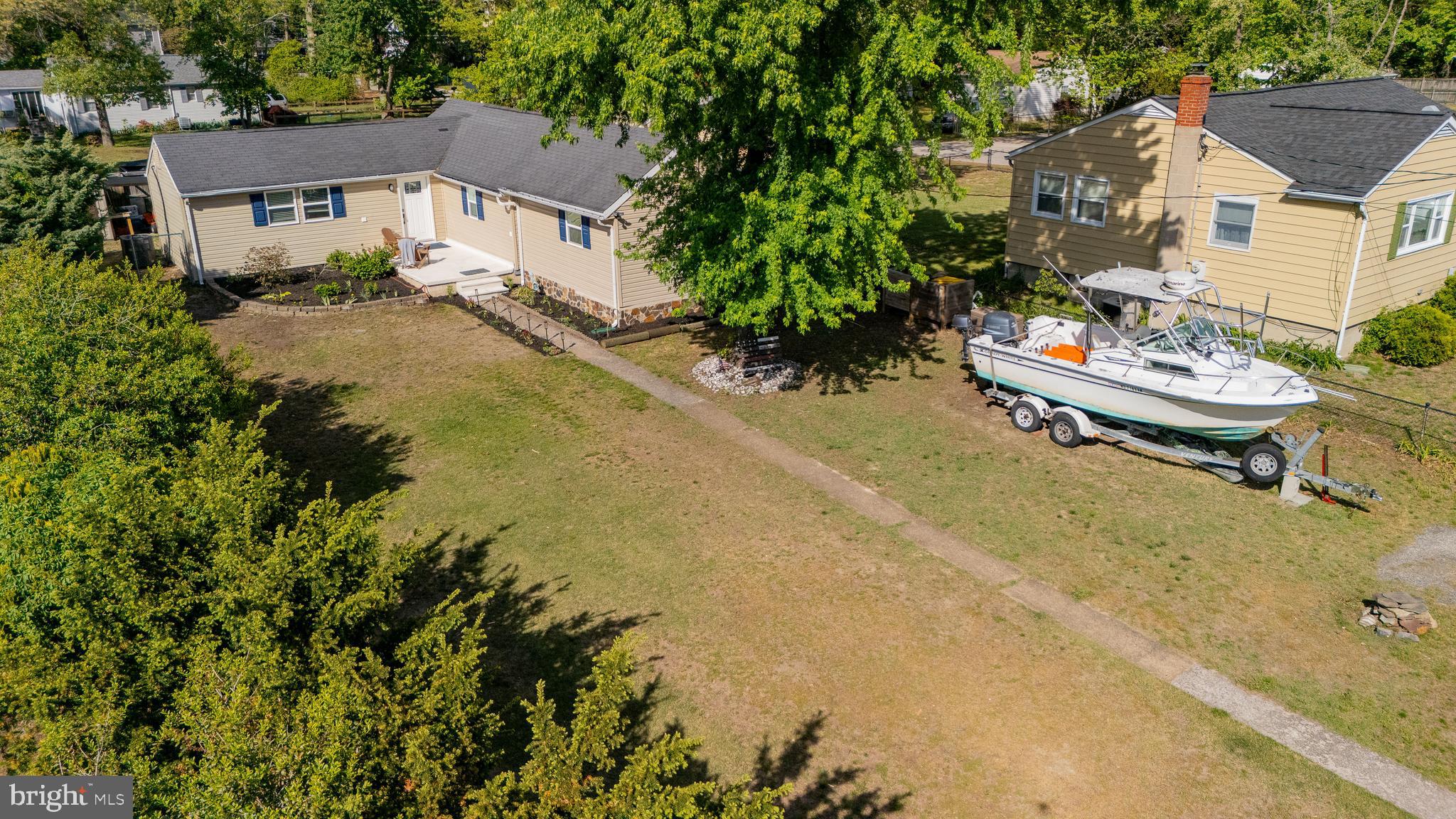 ROCKWOOD BEACH - Residential