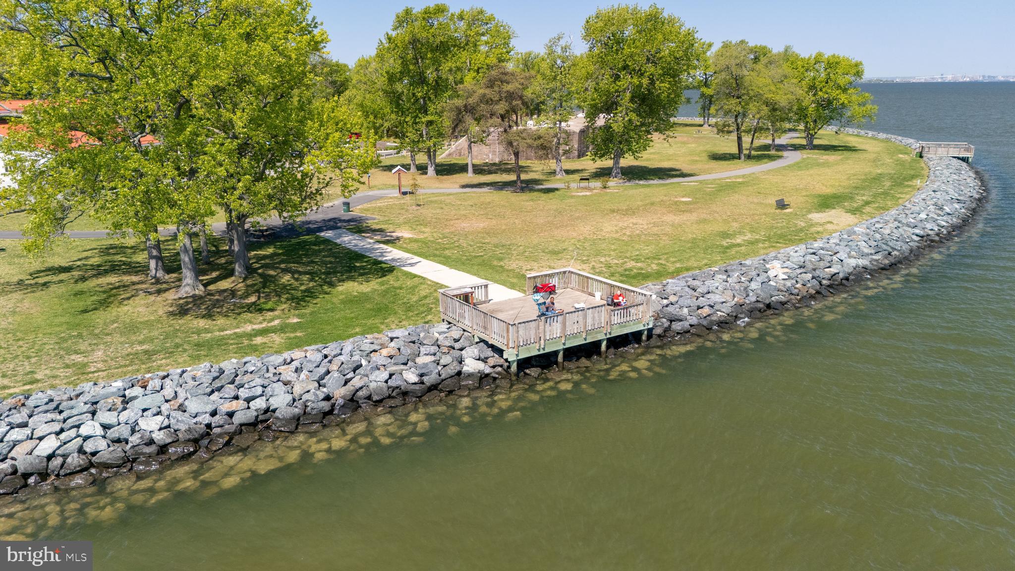 ROCKWOOD BEACH - Residential