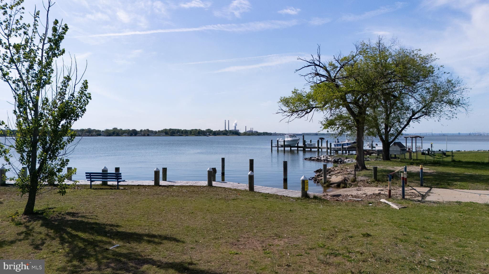 ROCKWOOD BEACH - Residential