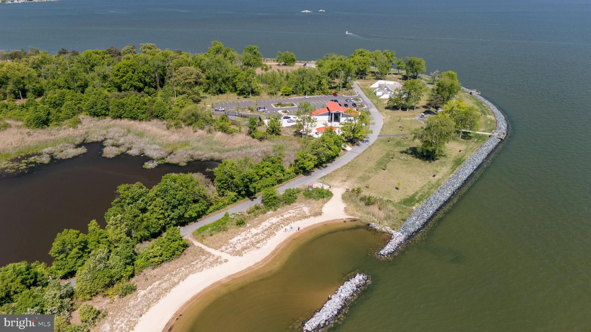 ROCKWOOD BEACH - Residential