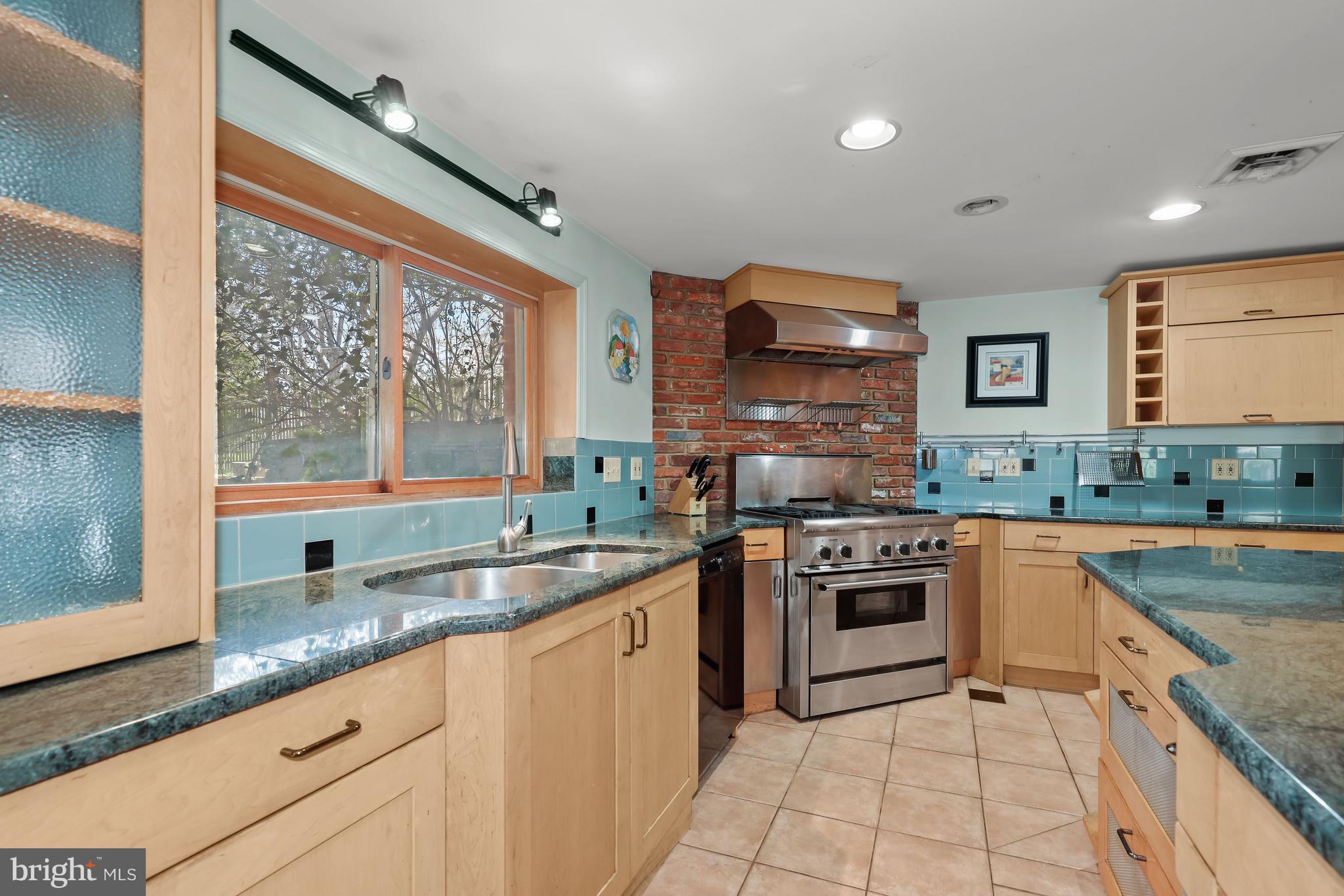 CATONSVILLE - Residential