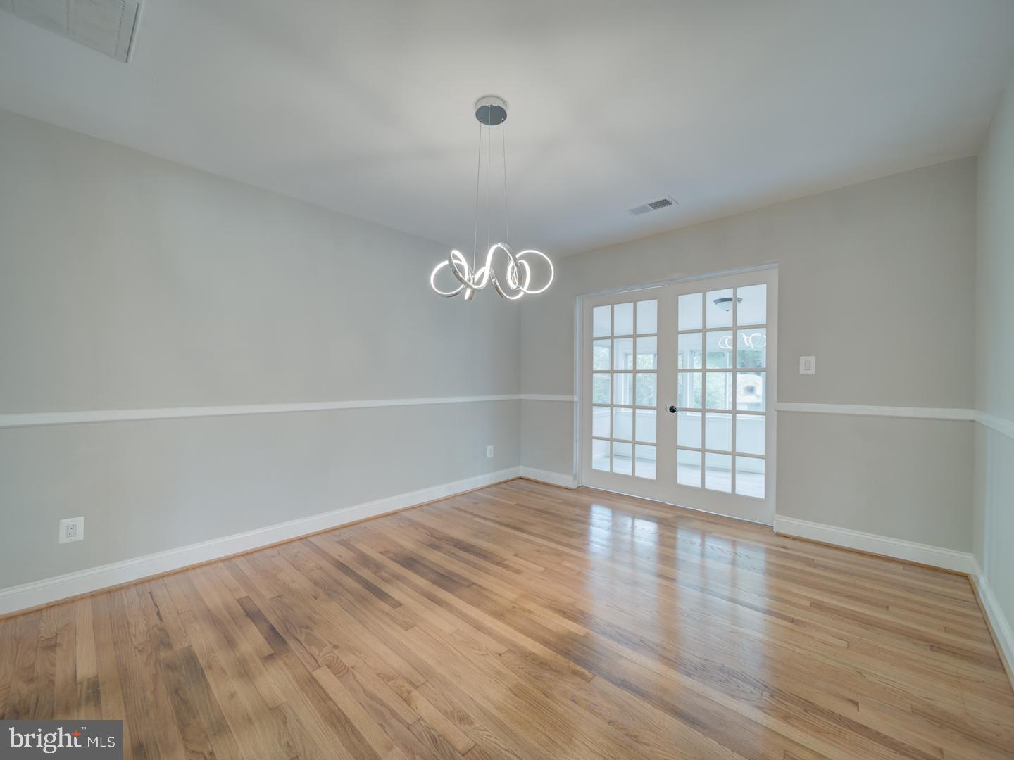 CLINTON ACRES - Residential