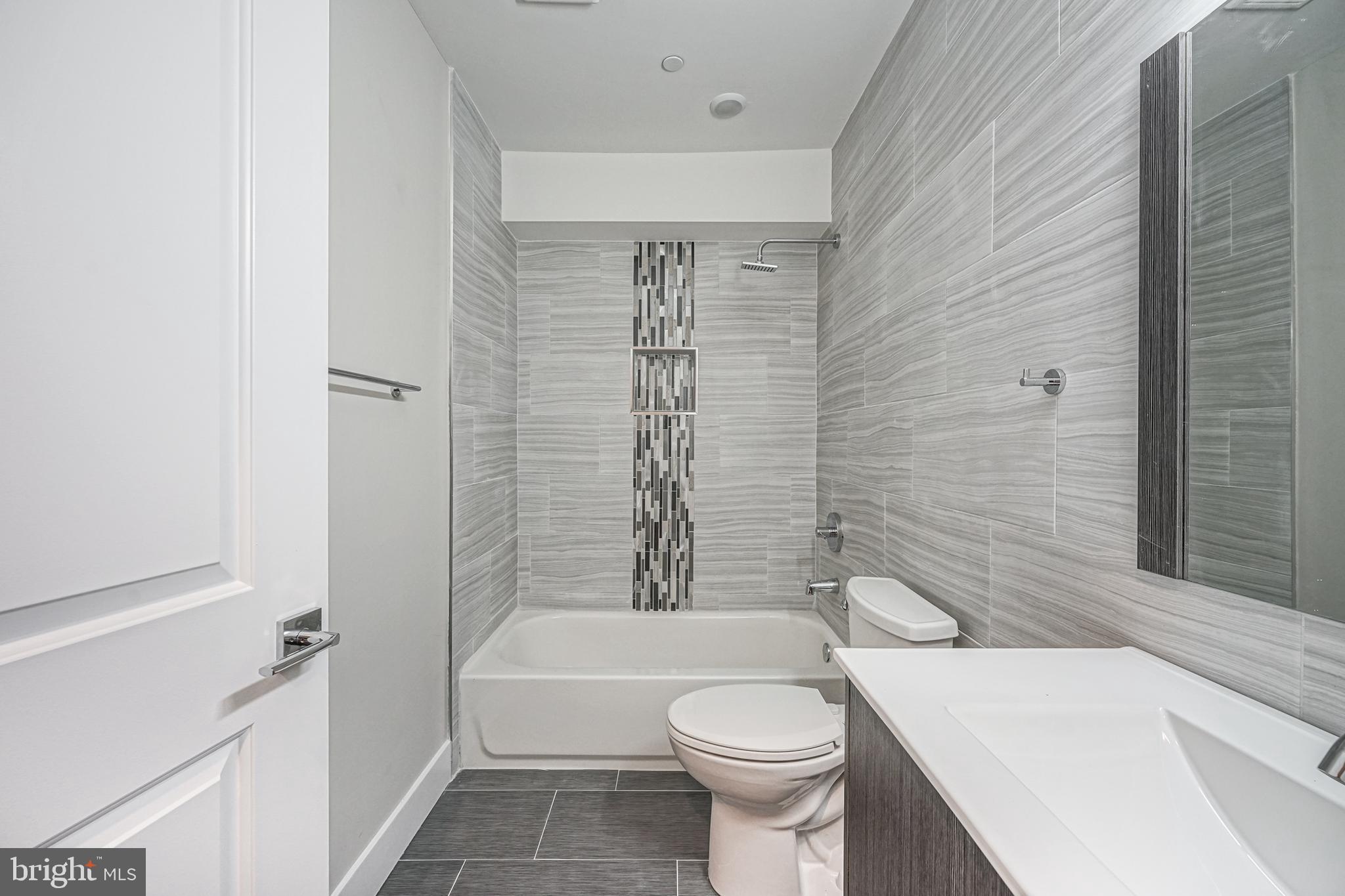 NORTHERN LIBERTIES - Residential Lease