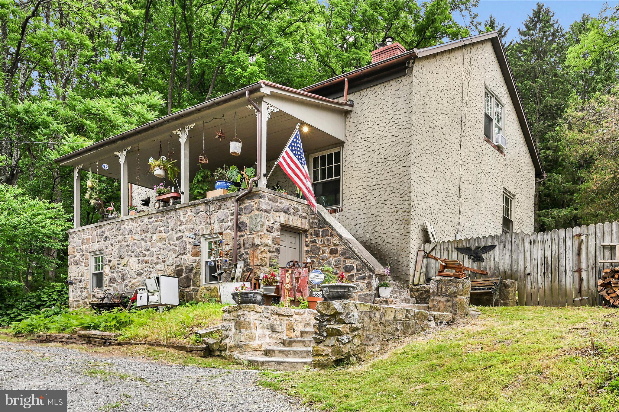 3811 PRICETOWN ROAD