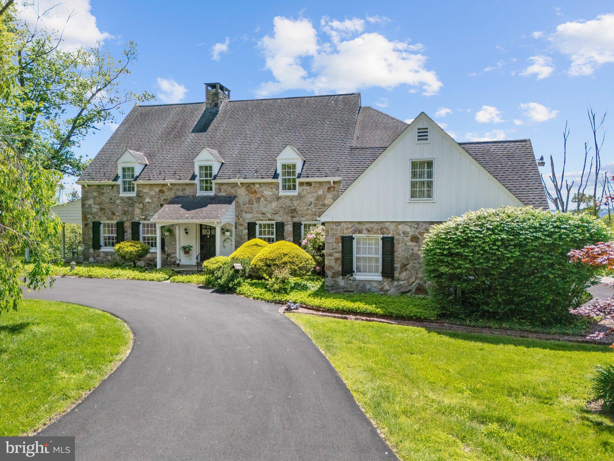 1300 BEAUMONT LANE