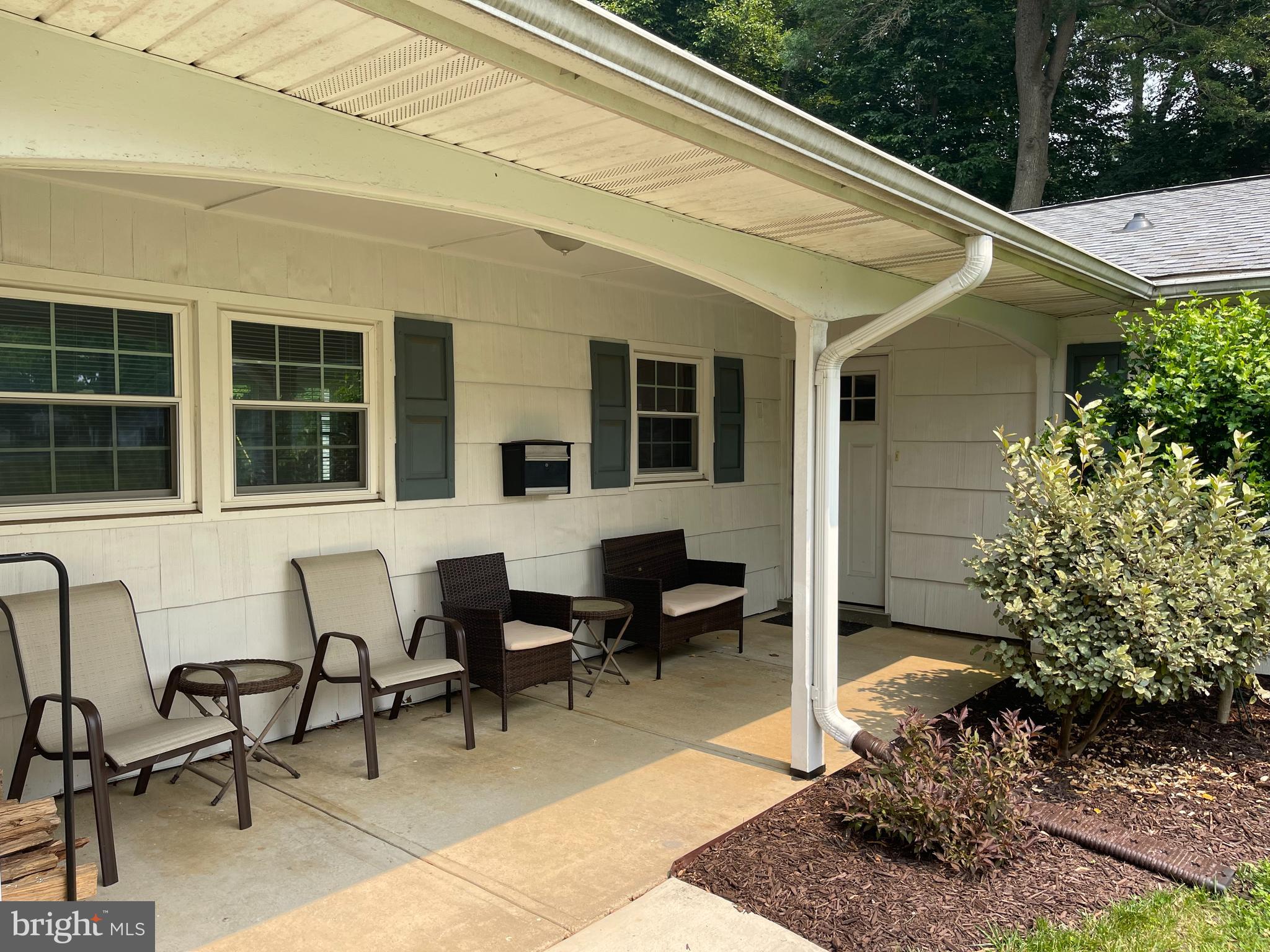 YORKTOWN - Residential Lease