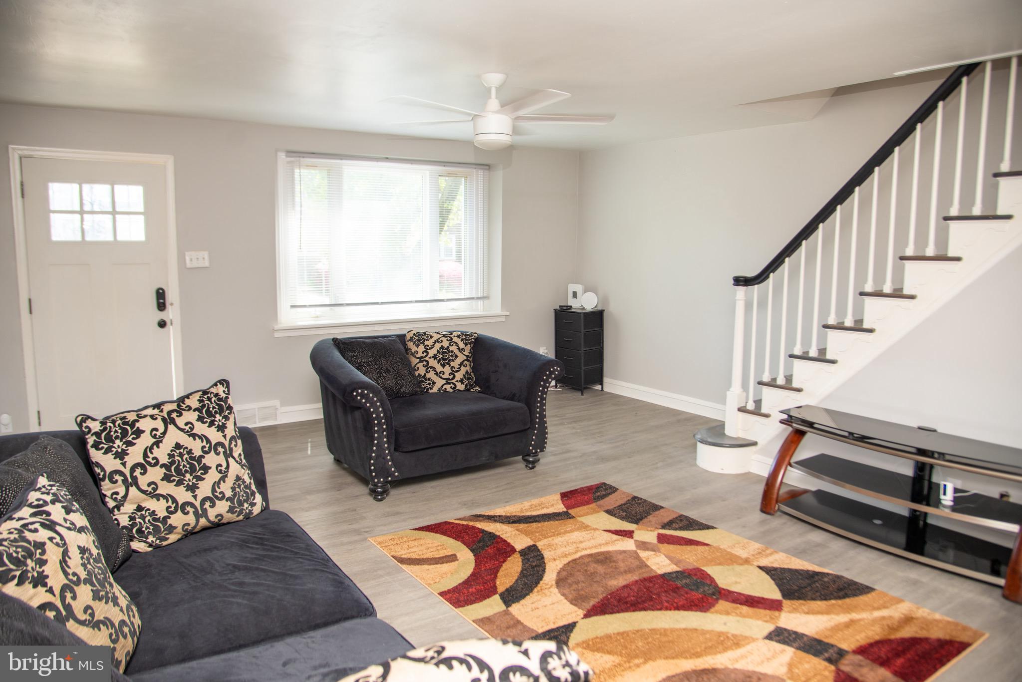 WEST OAK LANE - Residential