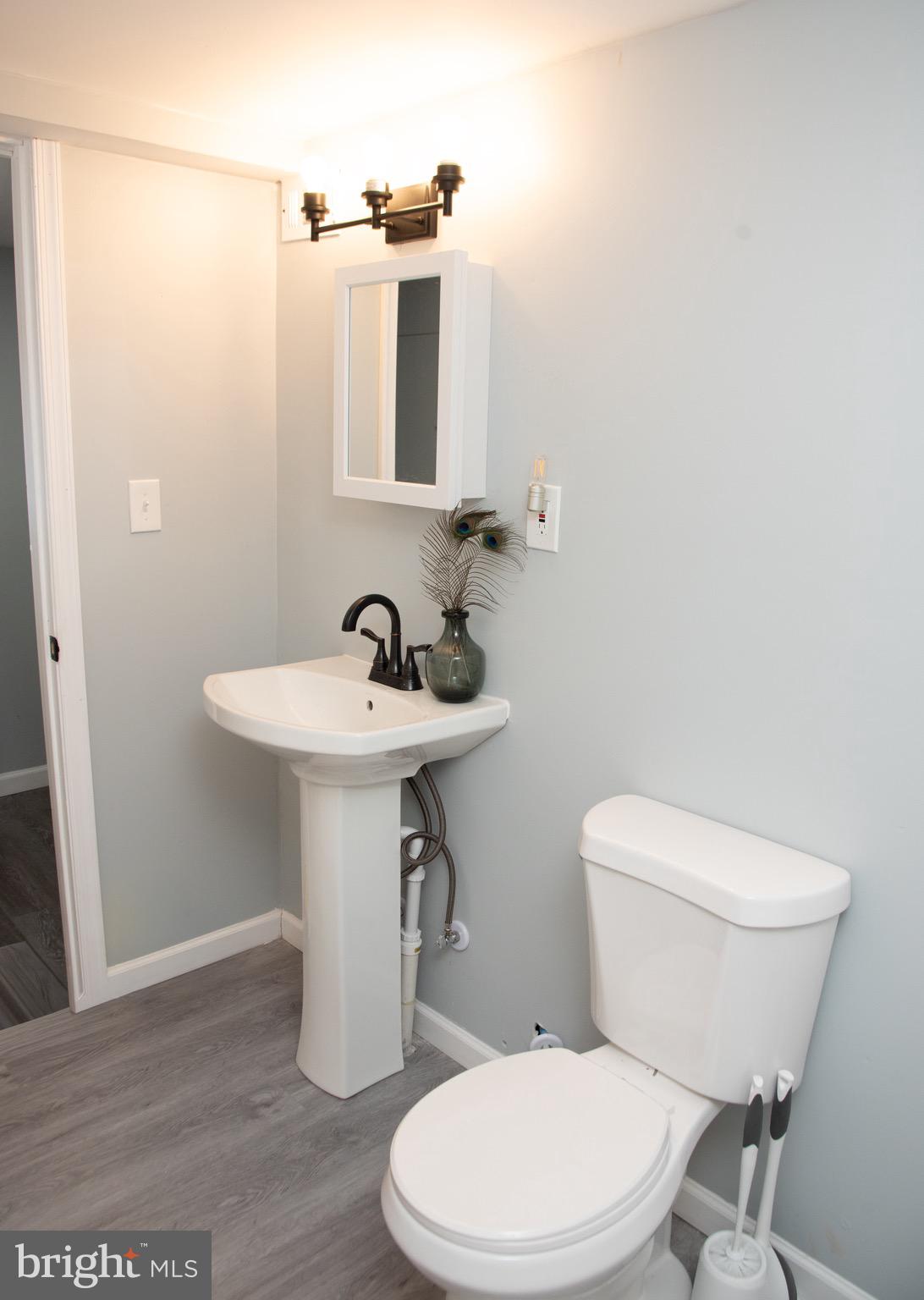 WEST OAK LANE - Residential
