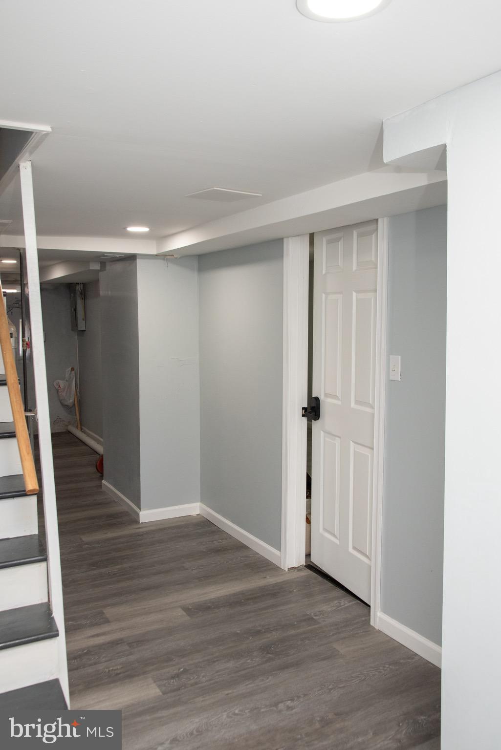 WEST OAK LANE - Residential
