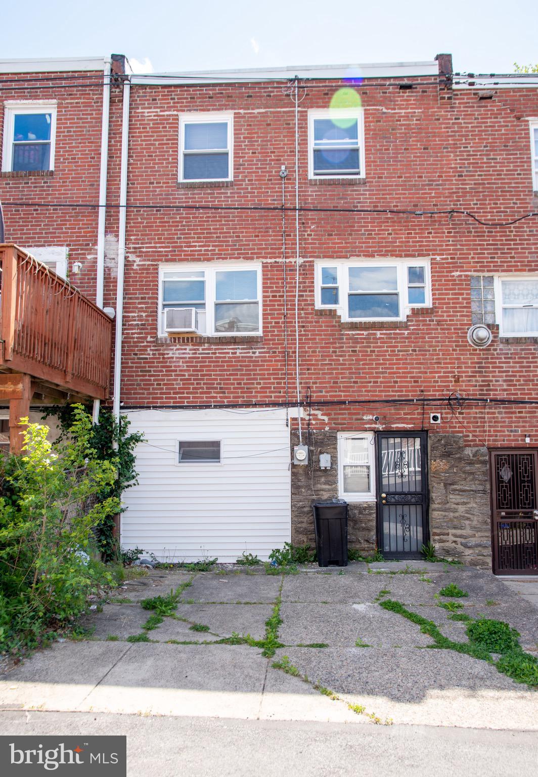 WEST OAK LANE - Residential