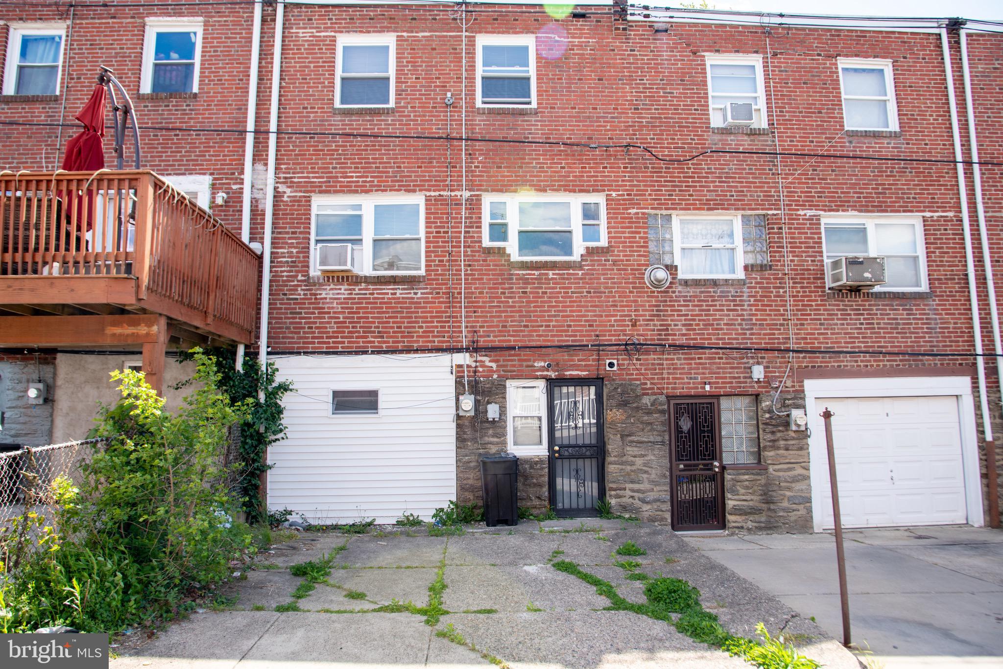 WEST OAK LANE - Residential