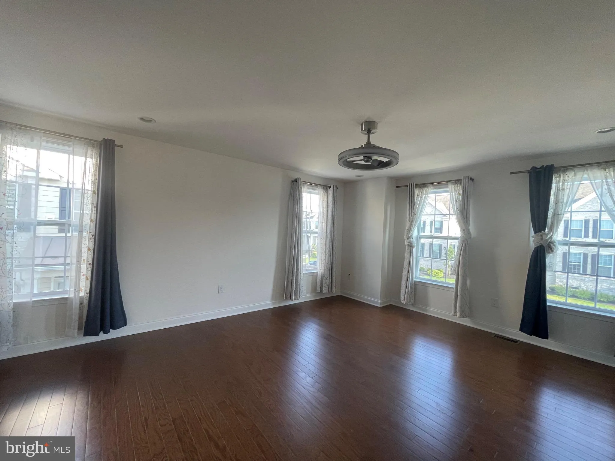 Princeton, New Jersey 08540, United States, 3 Bedrooms Bedrooms, ,4 BathroomsBathrooms,Residential,Coming Soon,162917