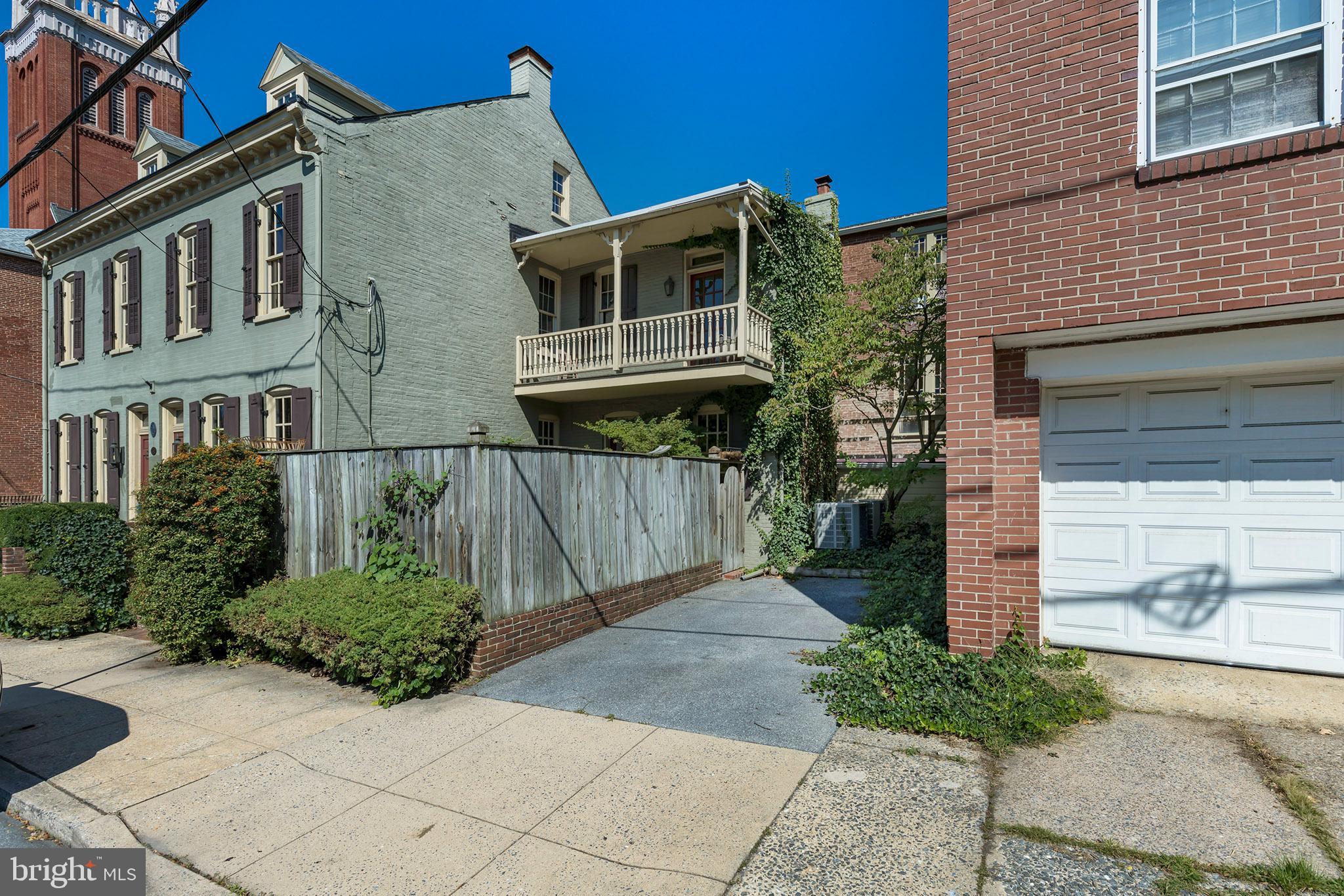 OLD TOWN LANCASTER - Residential