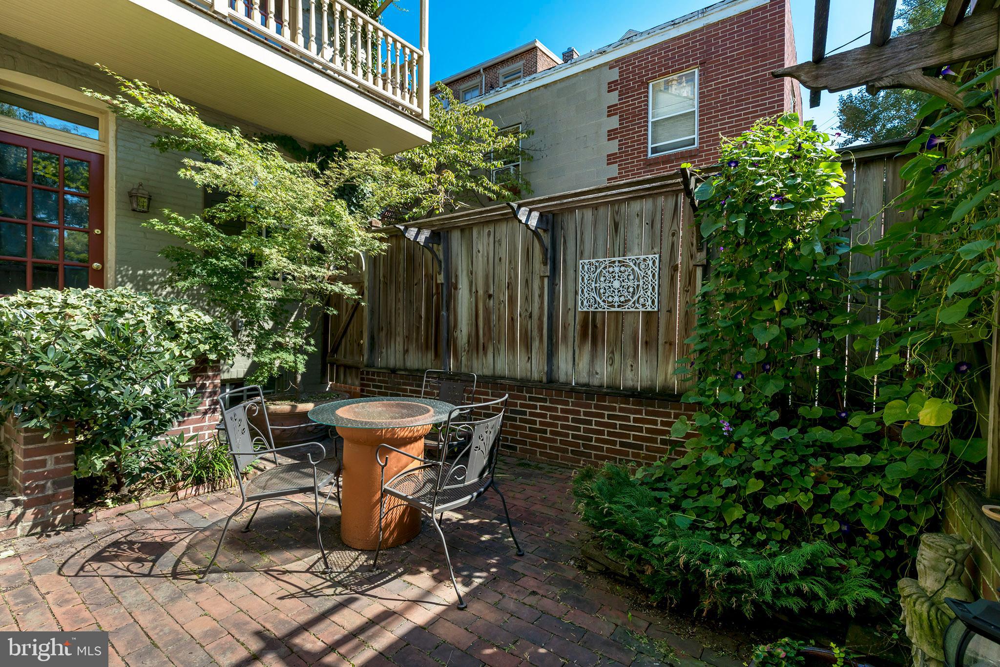 OLD TOWN LANCASTER - Residential