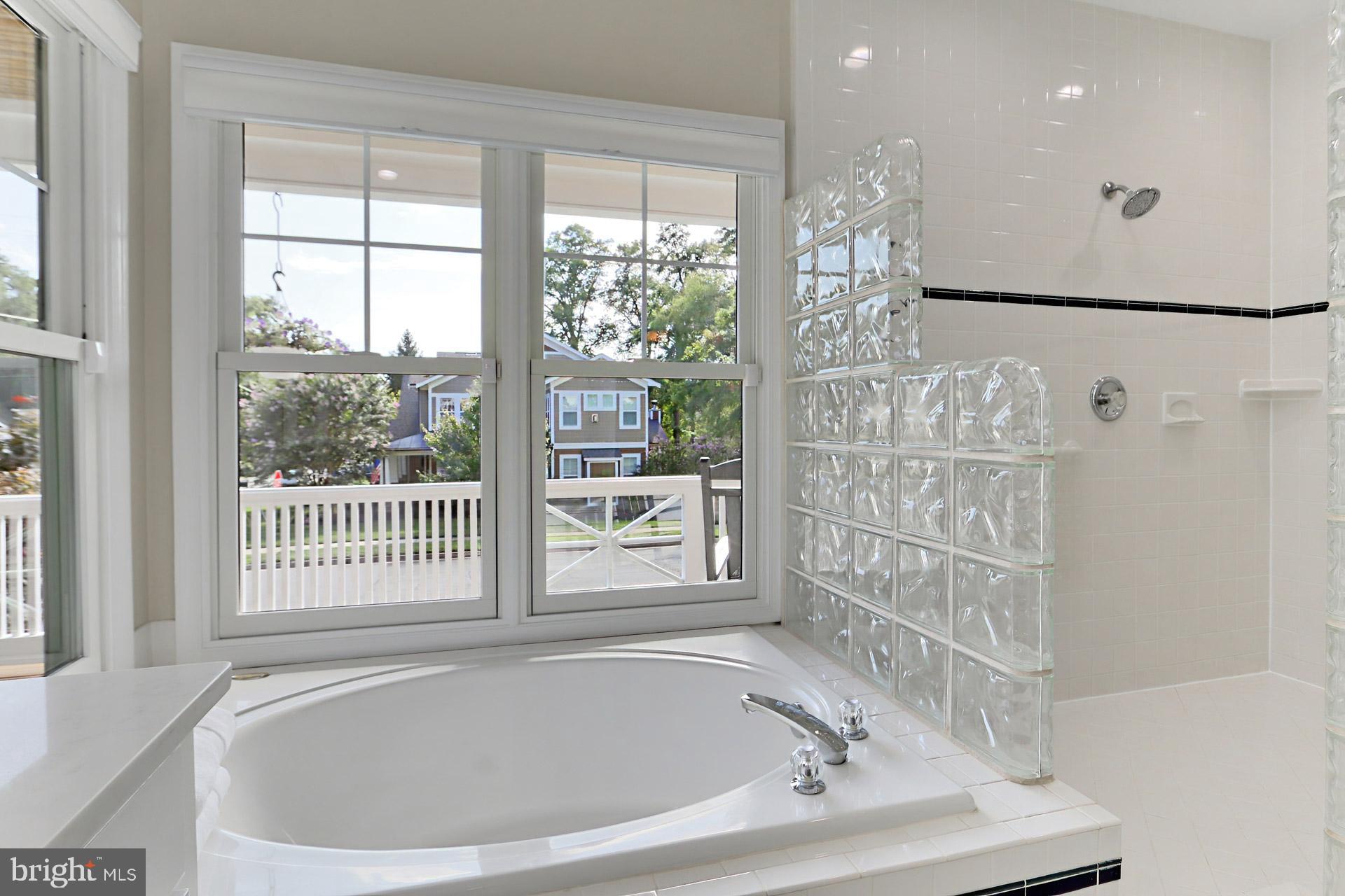 ONONDIO - Residential