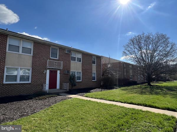 Central Schools - 1st floor 2 bedroom, 1 full bath apartment located in The Regency Apartments. Large living/dining room combo, updated kitchen with stove, refrigerator and dishwasher. New flooring throughout. Coin laundry on site, off-street parking and storage area in basement. Minutes away from Route 30 and I-83, shopping and downtown York. No pets and no smoking indoors.