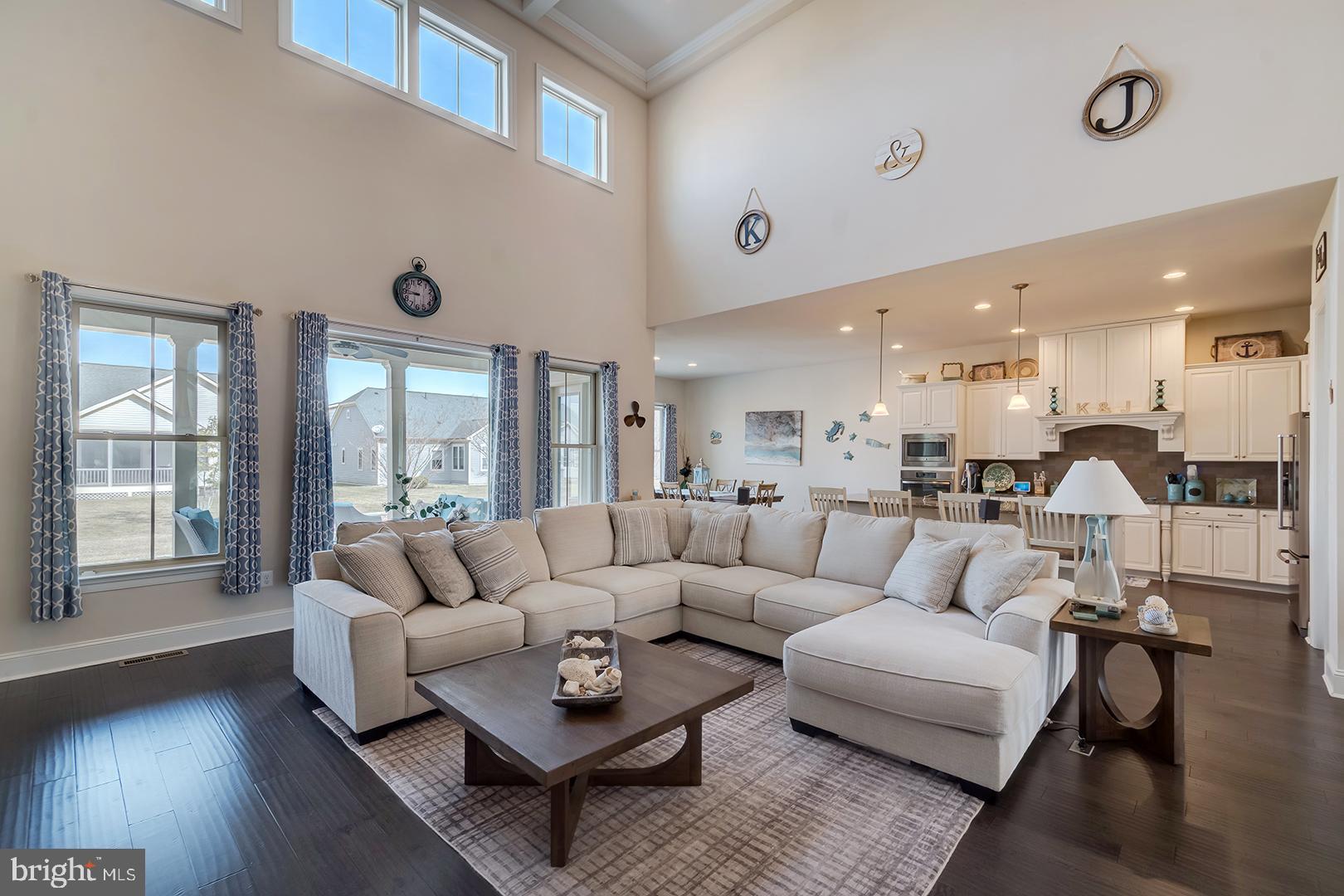 BAY FOREST CLUB - Residential