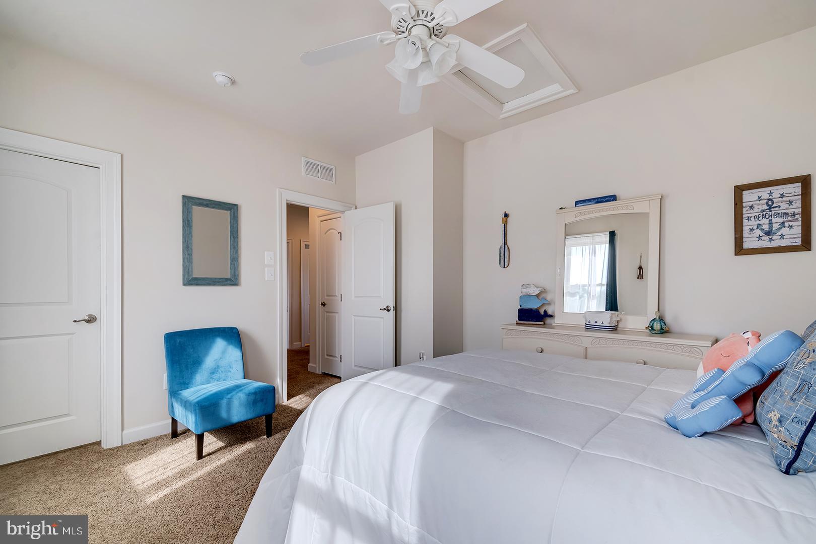 BAY FOREST CLUB - Residential