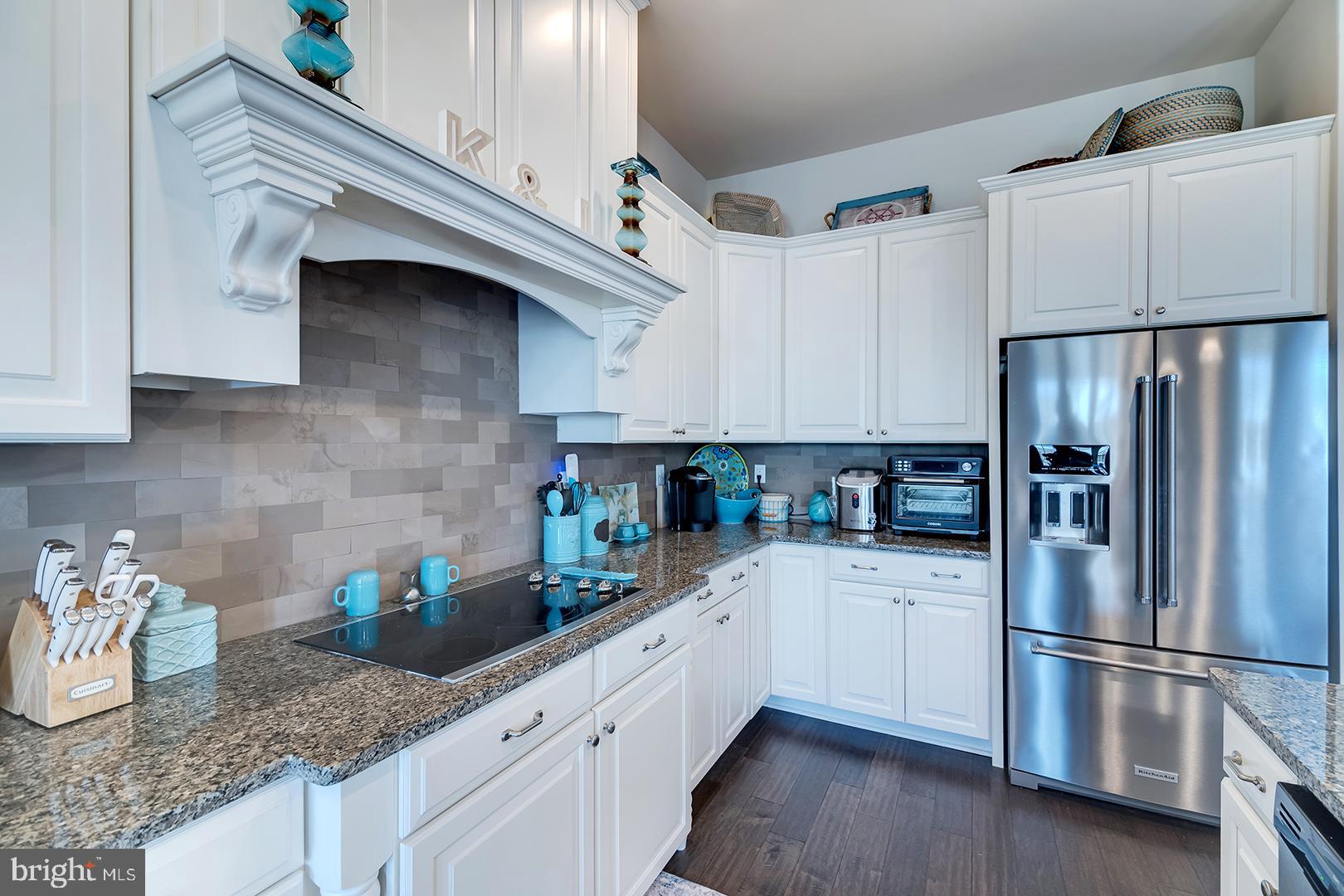 BAY FOREST CLUB - Residential