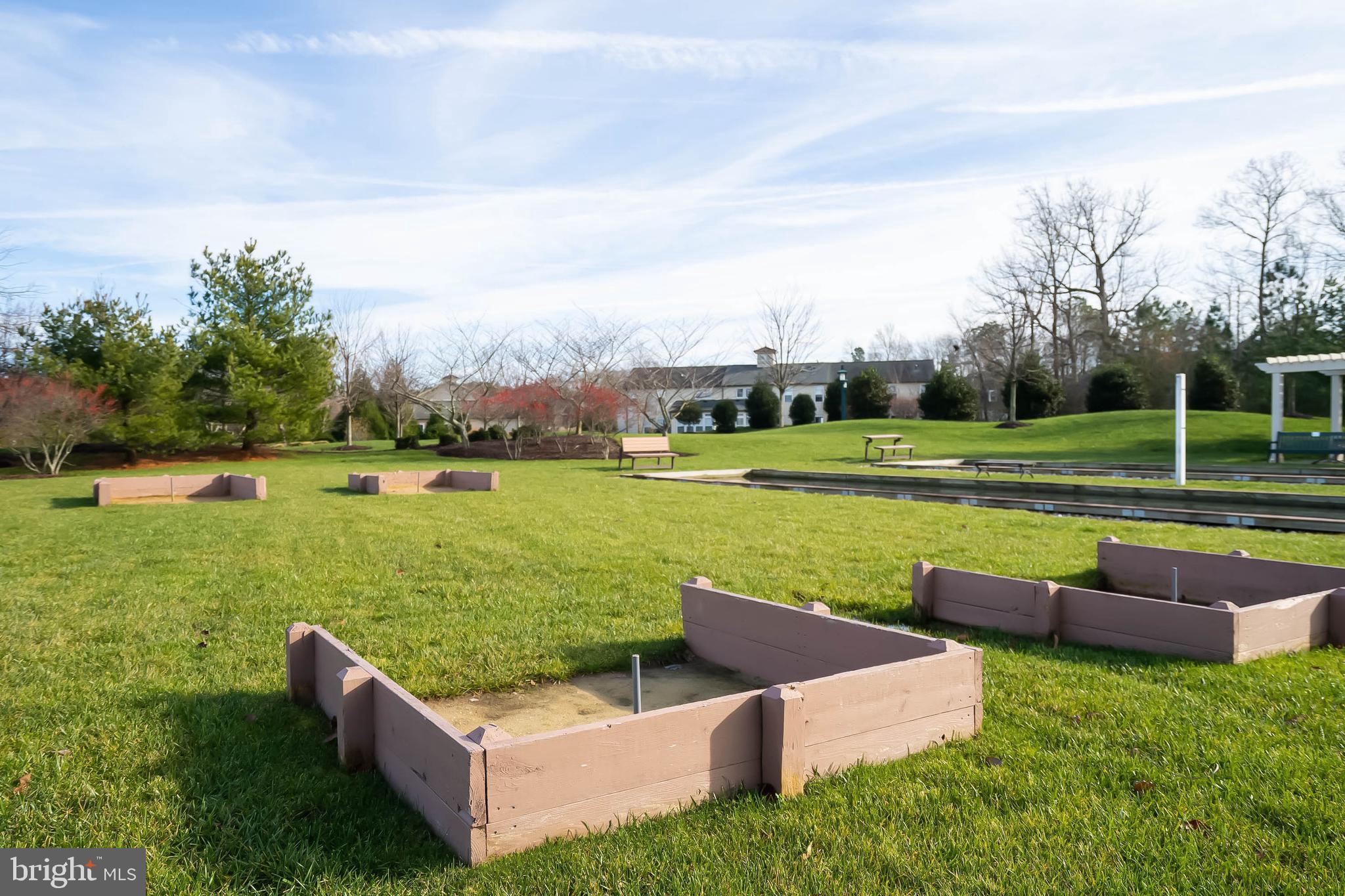 BAY FOREST CLUB - Residential