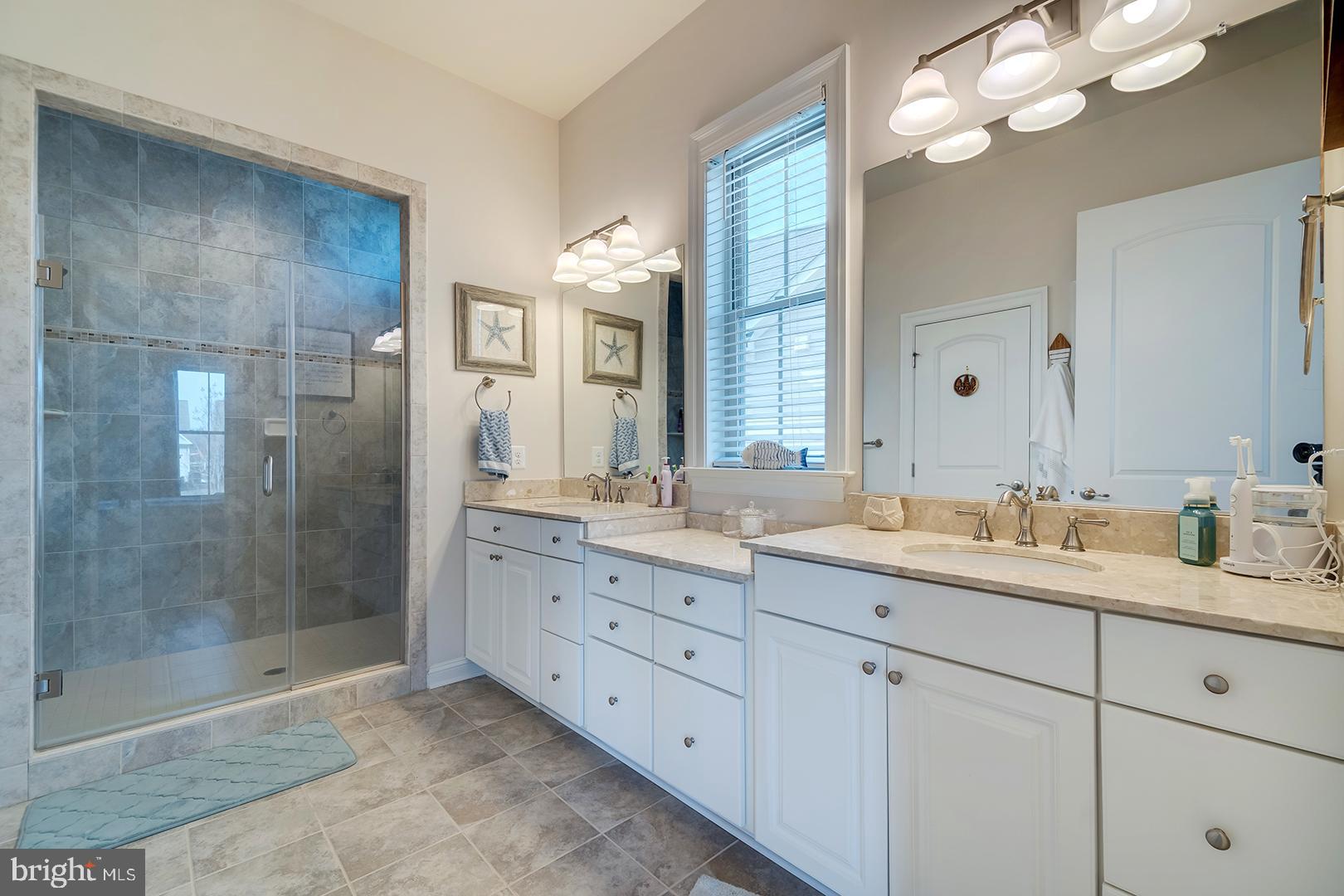 BAY FOREST CLUB - Residential