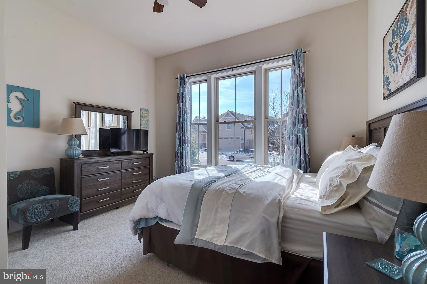 BAY FOREST CLUB - Residential