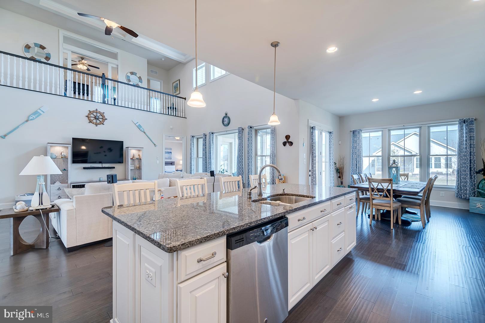 BAY FOREST CLUB - Residential