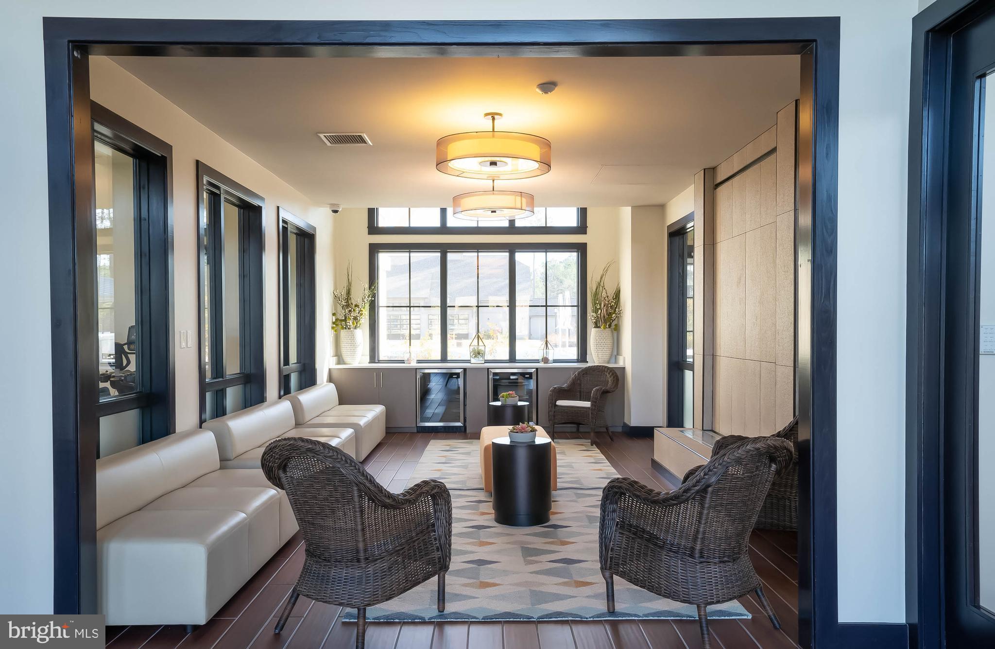 BAY FOREST CLUB - Residential