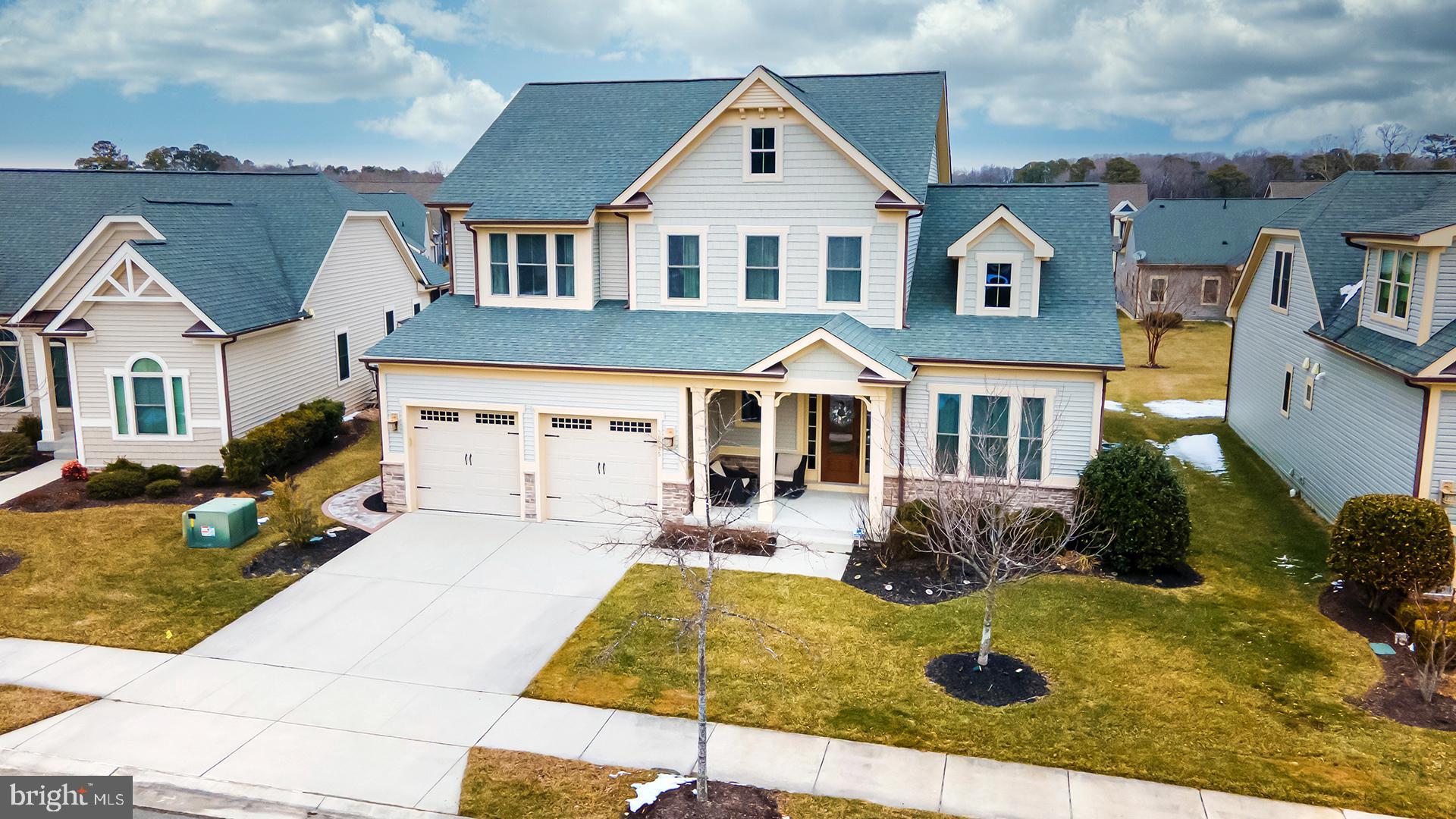 BAY FOREST CLUB - Residential