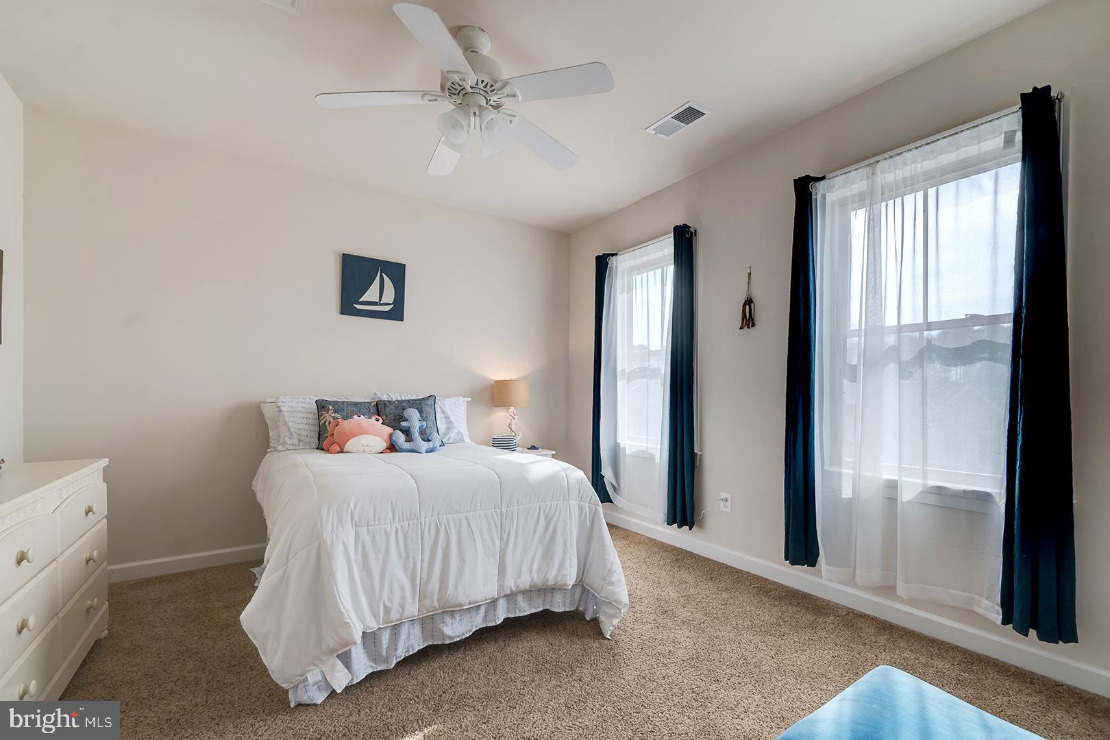 BAY FOREST CLUB - Residential