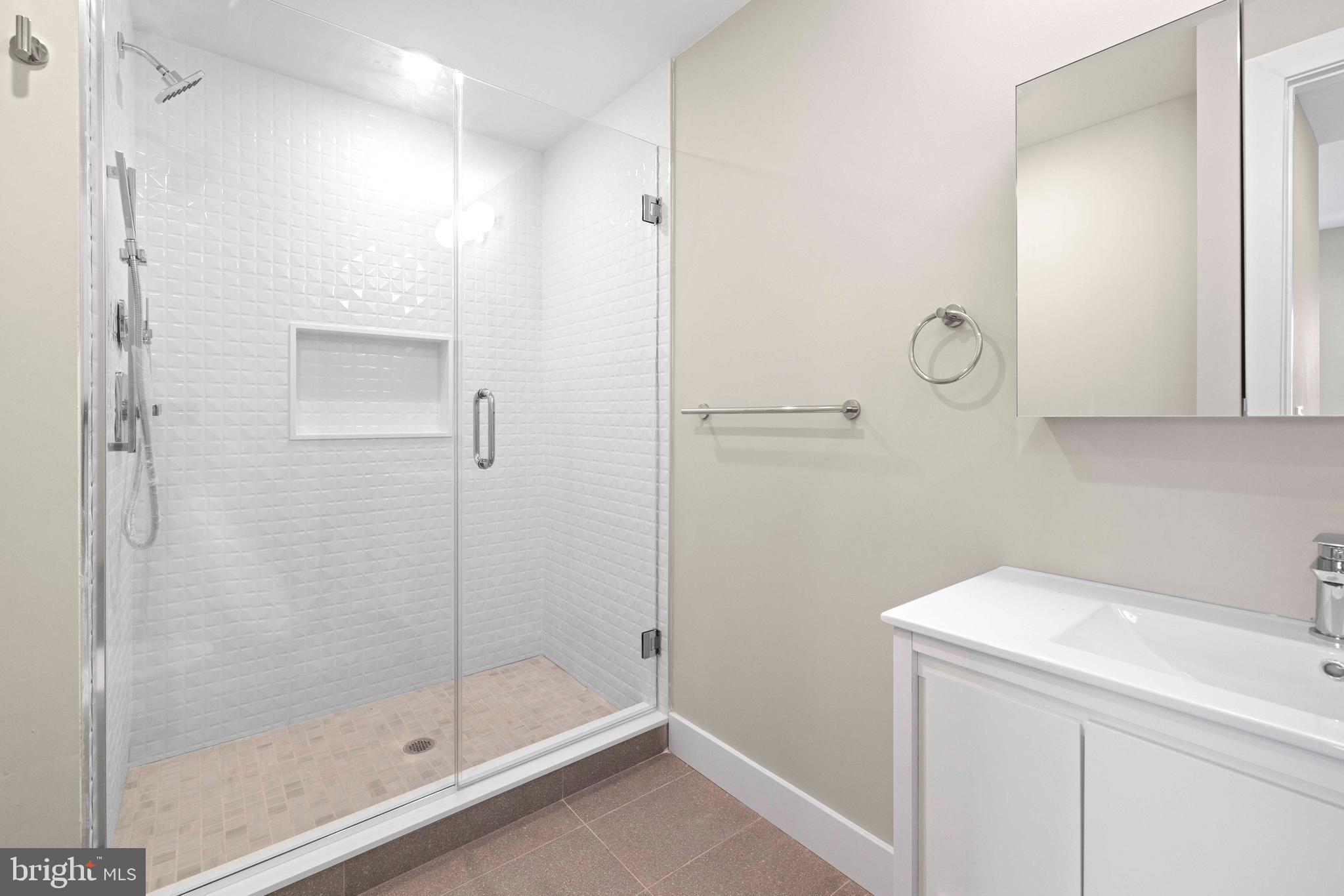 BRIDESBURG - Residential Lease