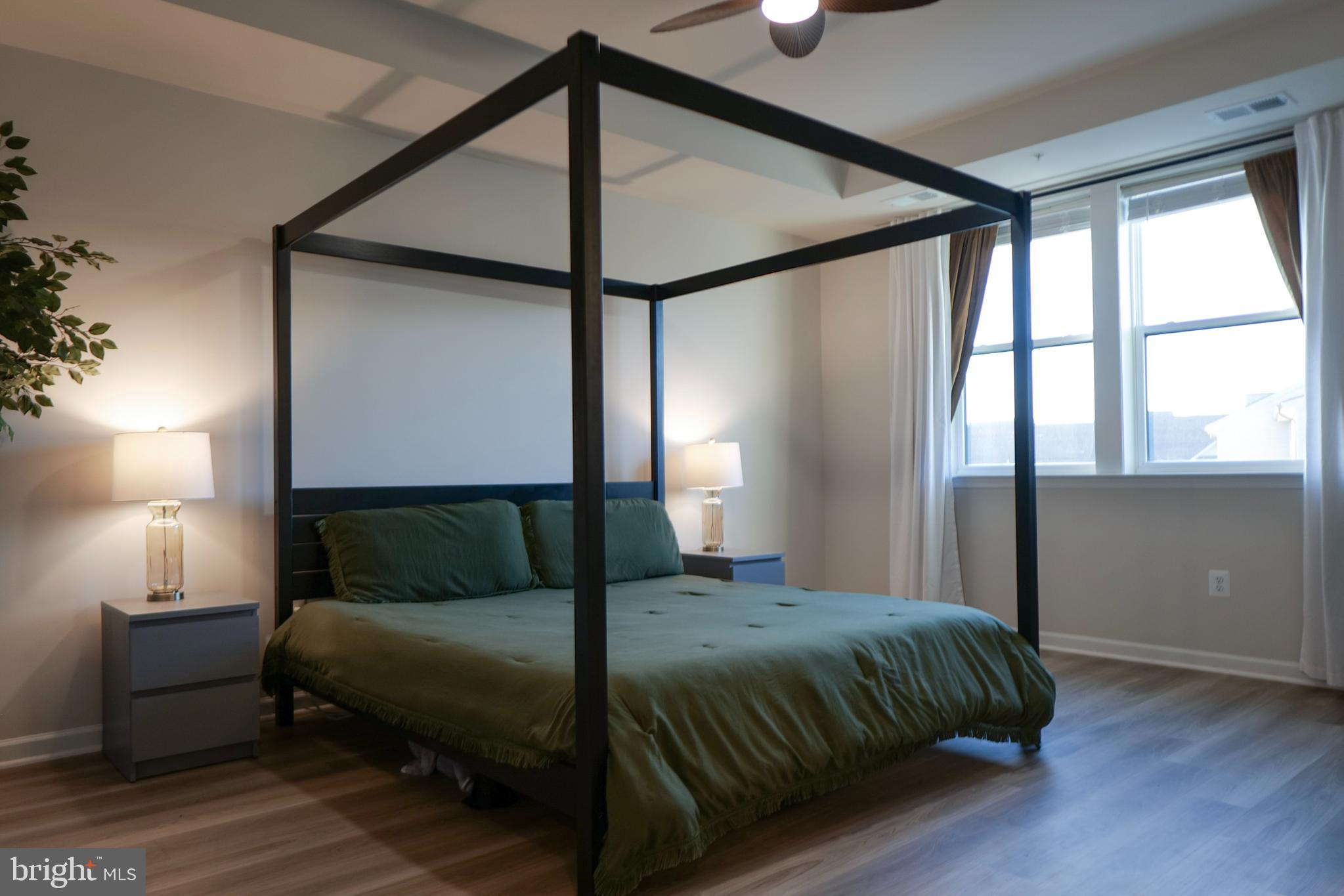 VISTA GARDENS - Residential