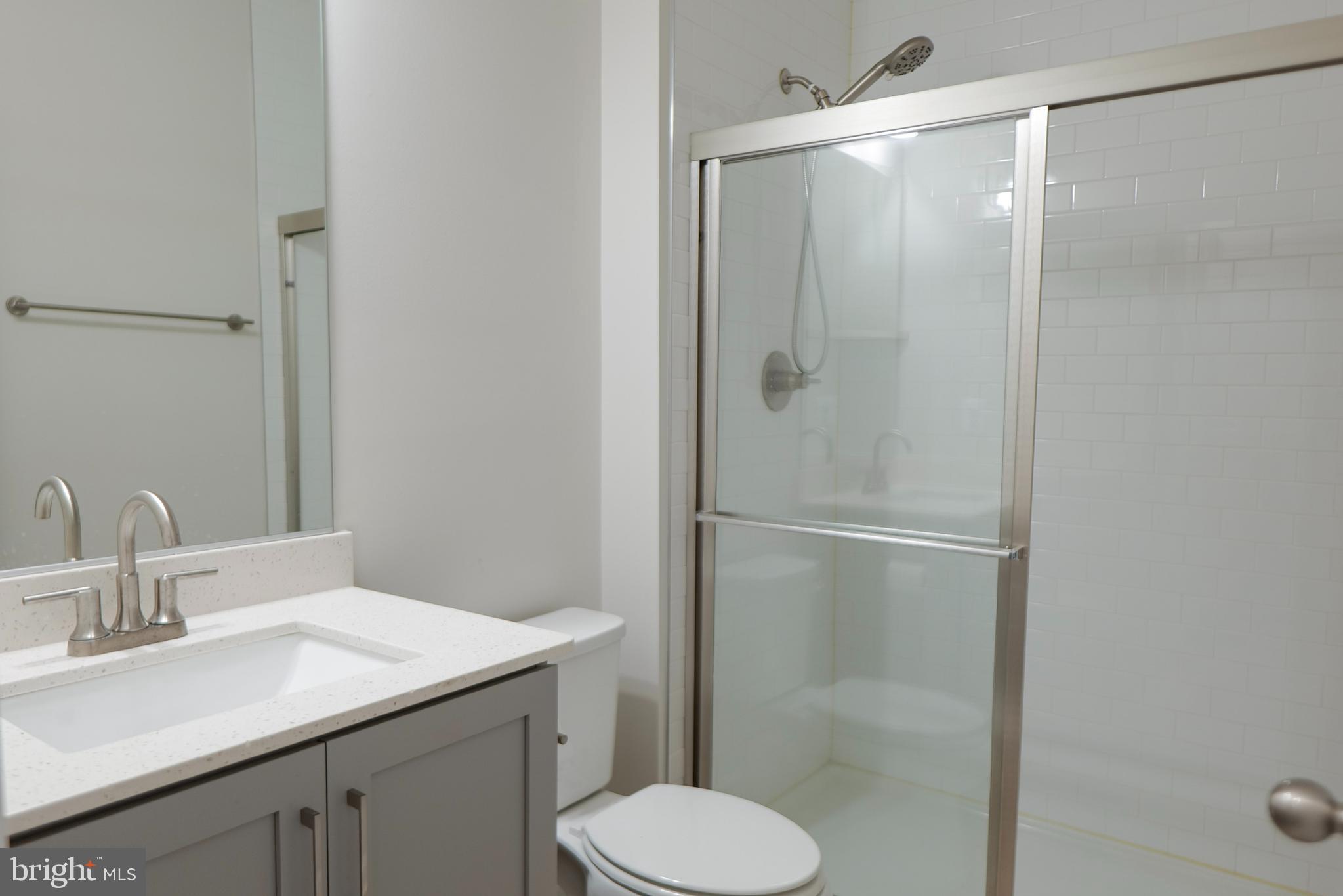 VISTA GARDENS - Residential