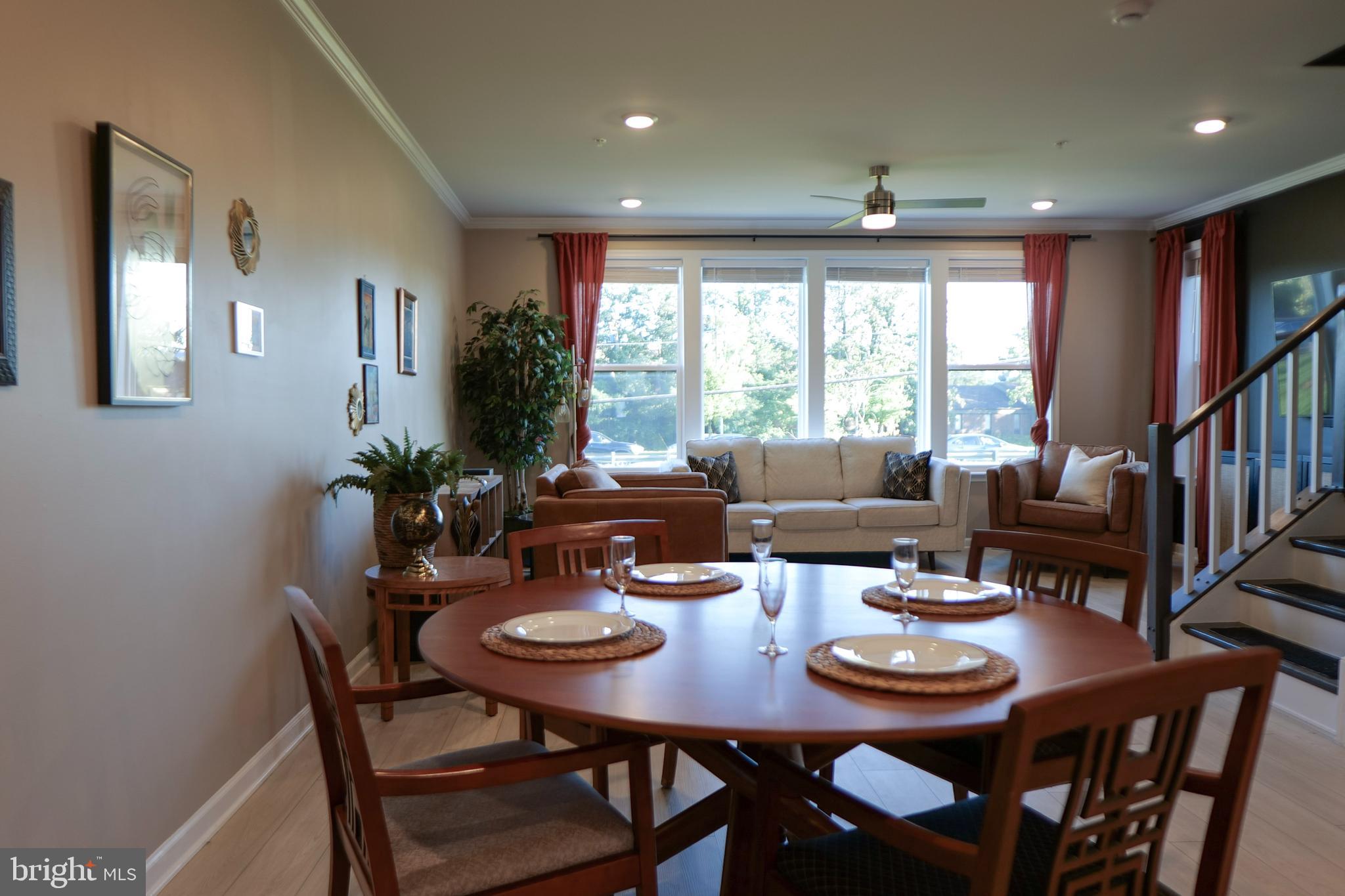 VISTA GARDENS - Residential