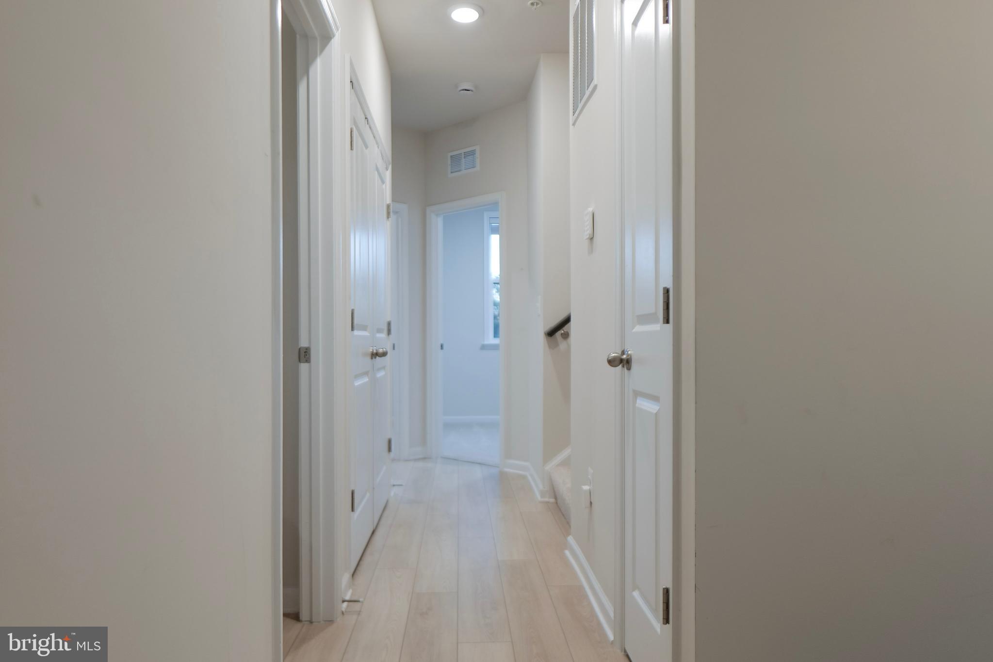 VISTA GARDENS - Residential