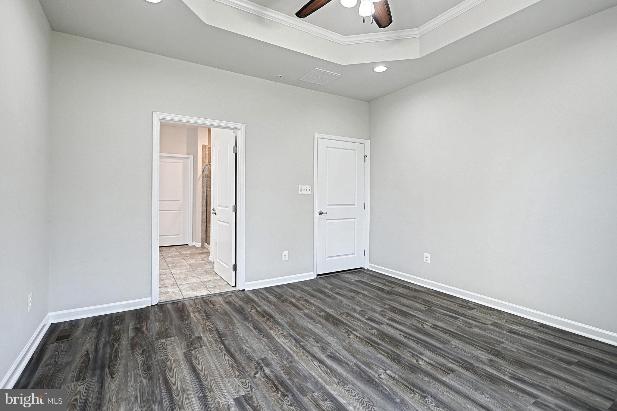 REGENTS GLEN VILLAS - Residential