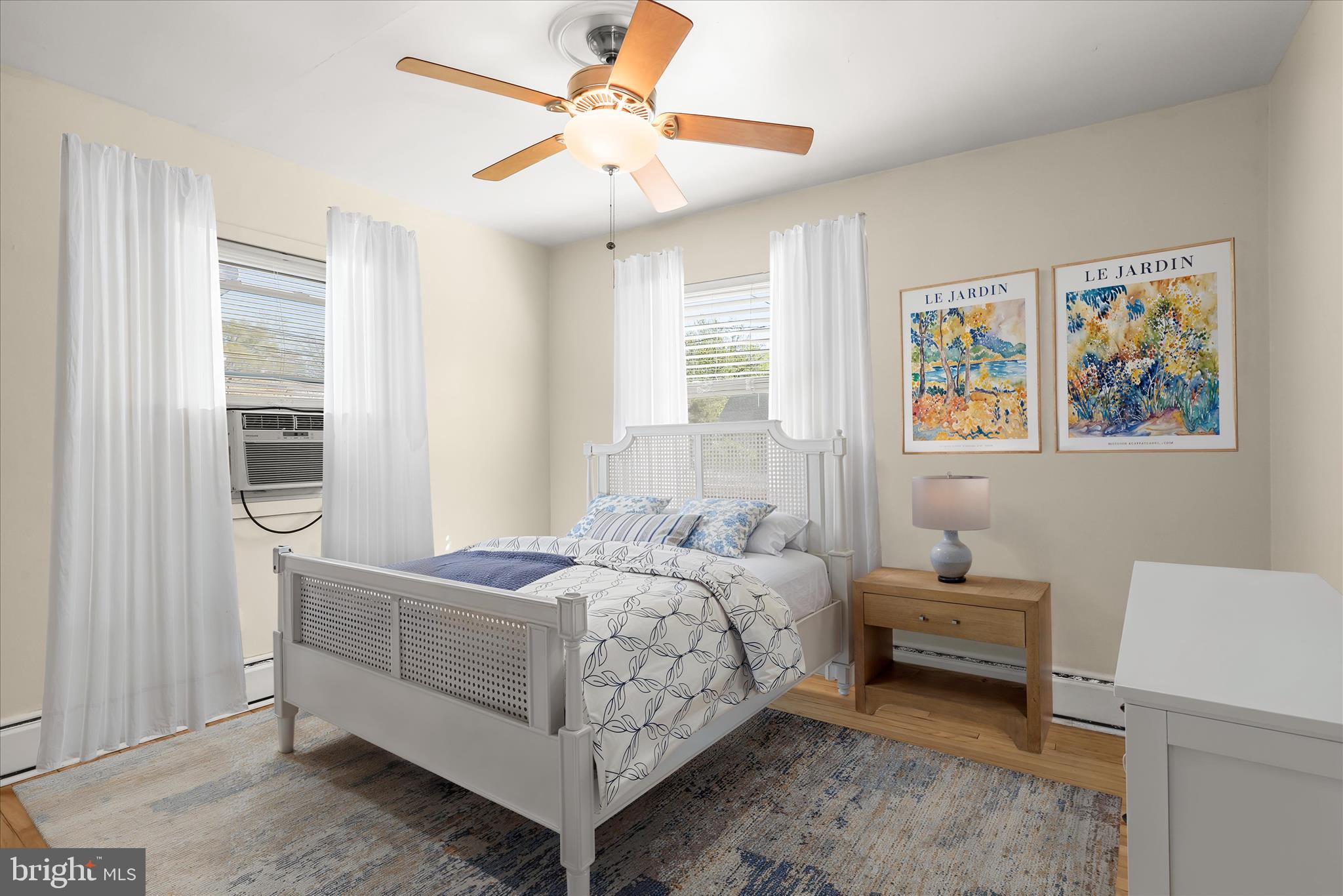 GLEN GARDENS - Residential