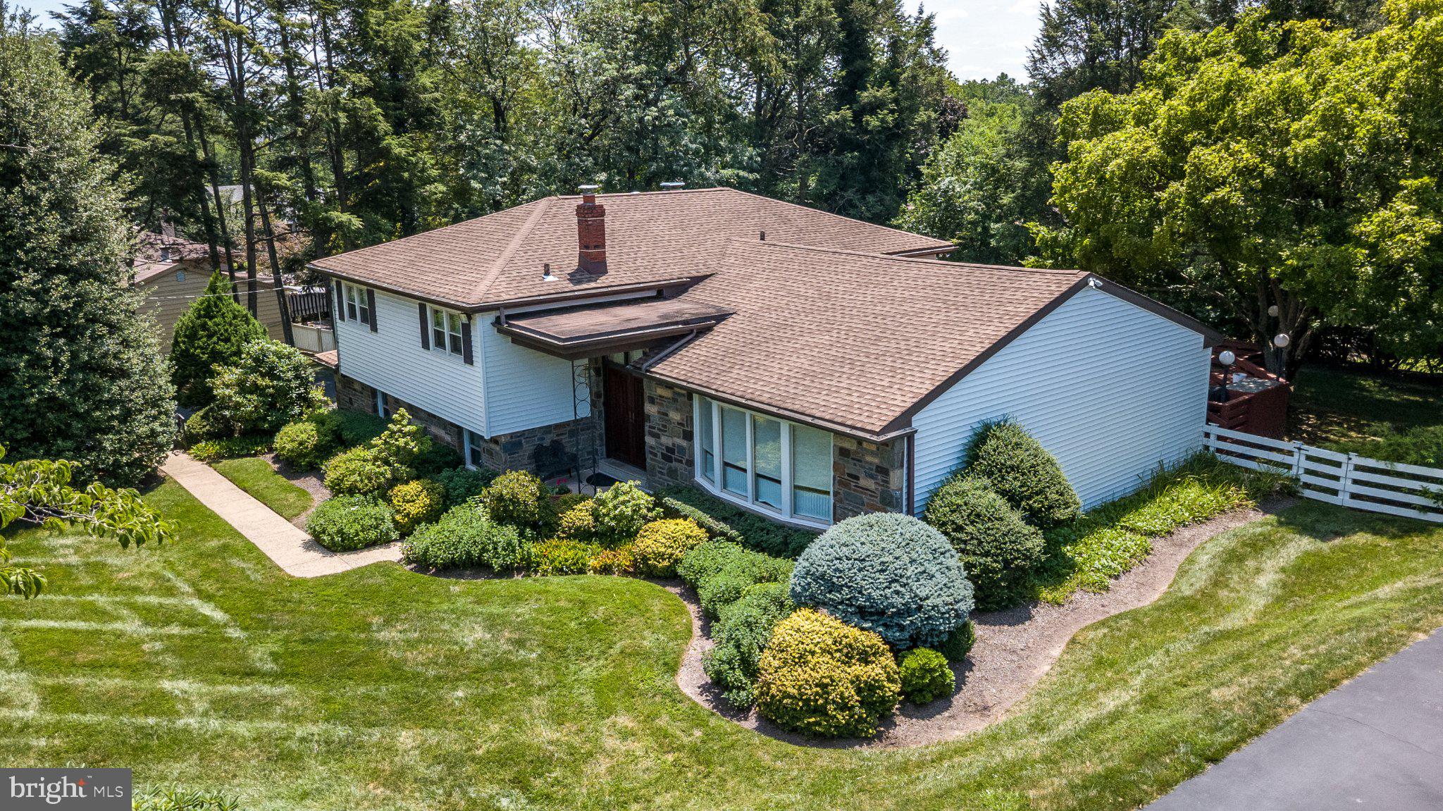 616 OAK SHADE AVENUE