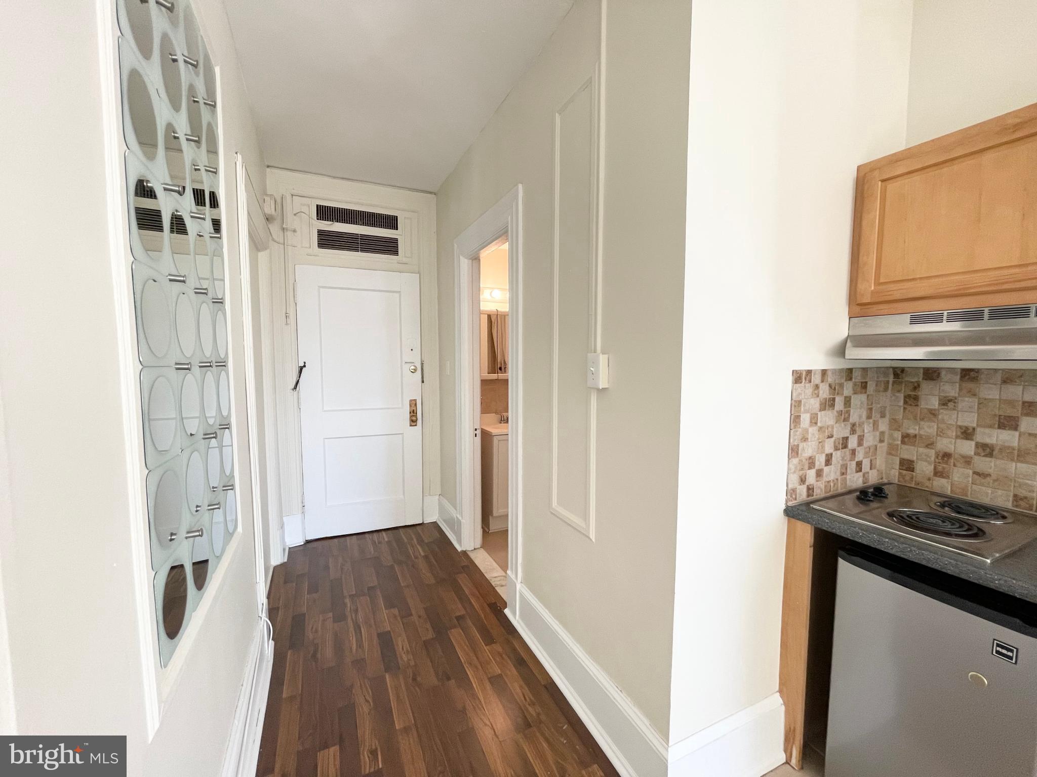 CENTER CITY - Residential Lease